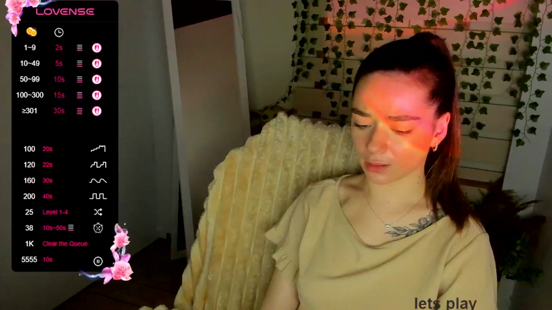 Gallery image thumbnail from KiraLove's myfreecams stream on, 05/27/2025, 11:32 image 6 of 20