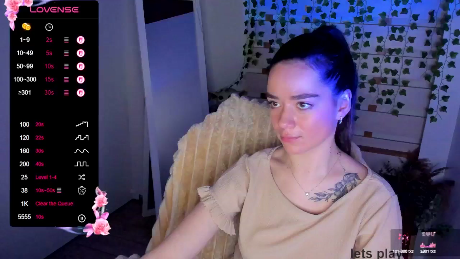 Gallery image thumbnail from KiraLove's myfreecams stream on, 05/27/2025, 11:32 image 3 of 20