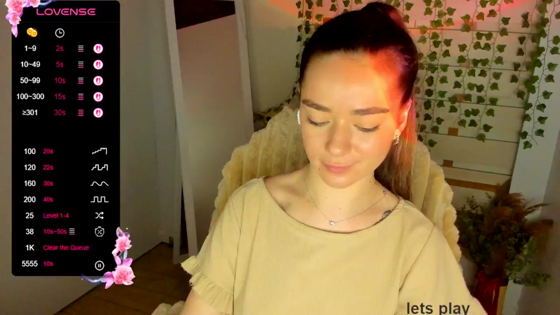 Gallery image thumbnail from KiraLove's myfreecams stream on, 05/27/2025, 11:32 image 14 of 20