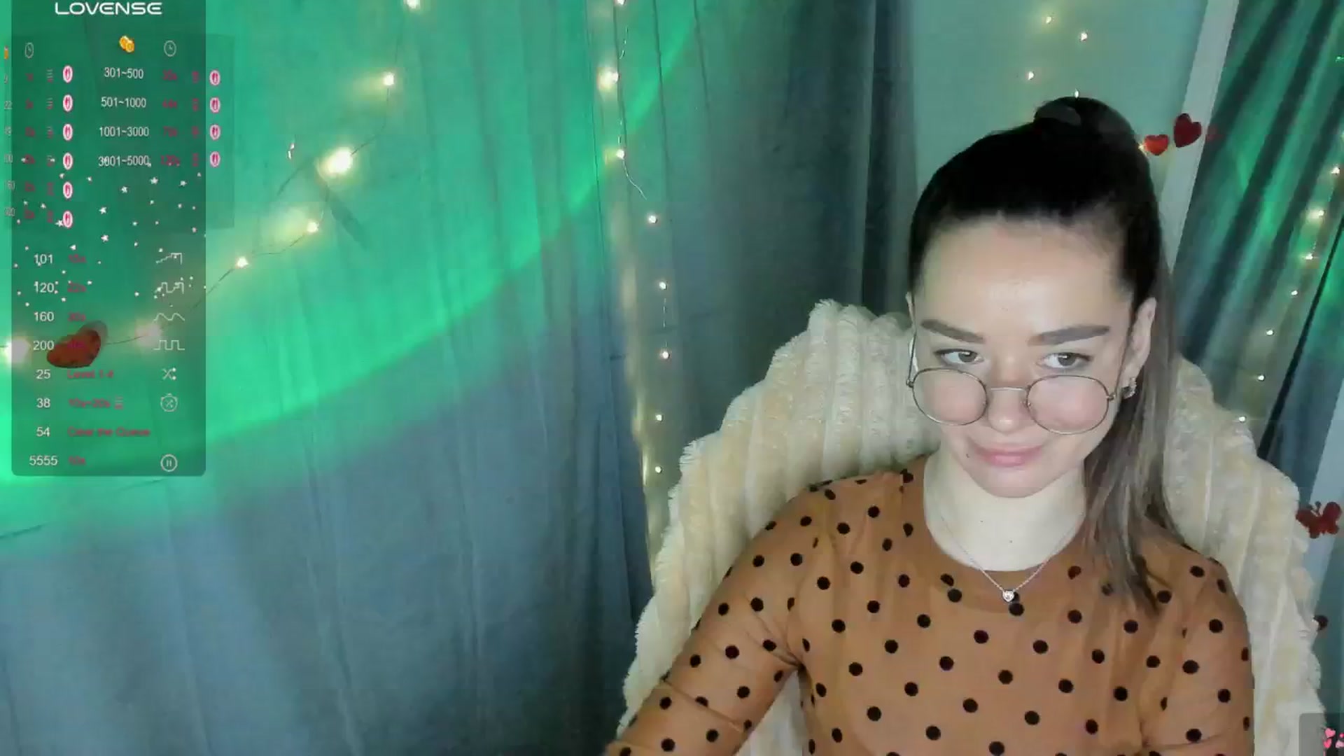 Gallery image thumbnail from KiraLove's myfreecams stream on, 05/28/2025, 11:27 image 6 of 20
