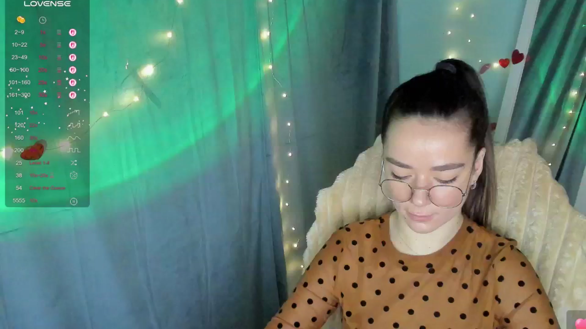 Gallery image thumbnail from KiraLove's myfreecams stream on, 05/28/2025, 11:27 image 4 of 20