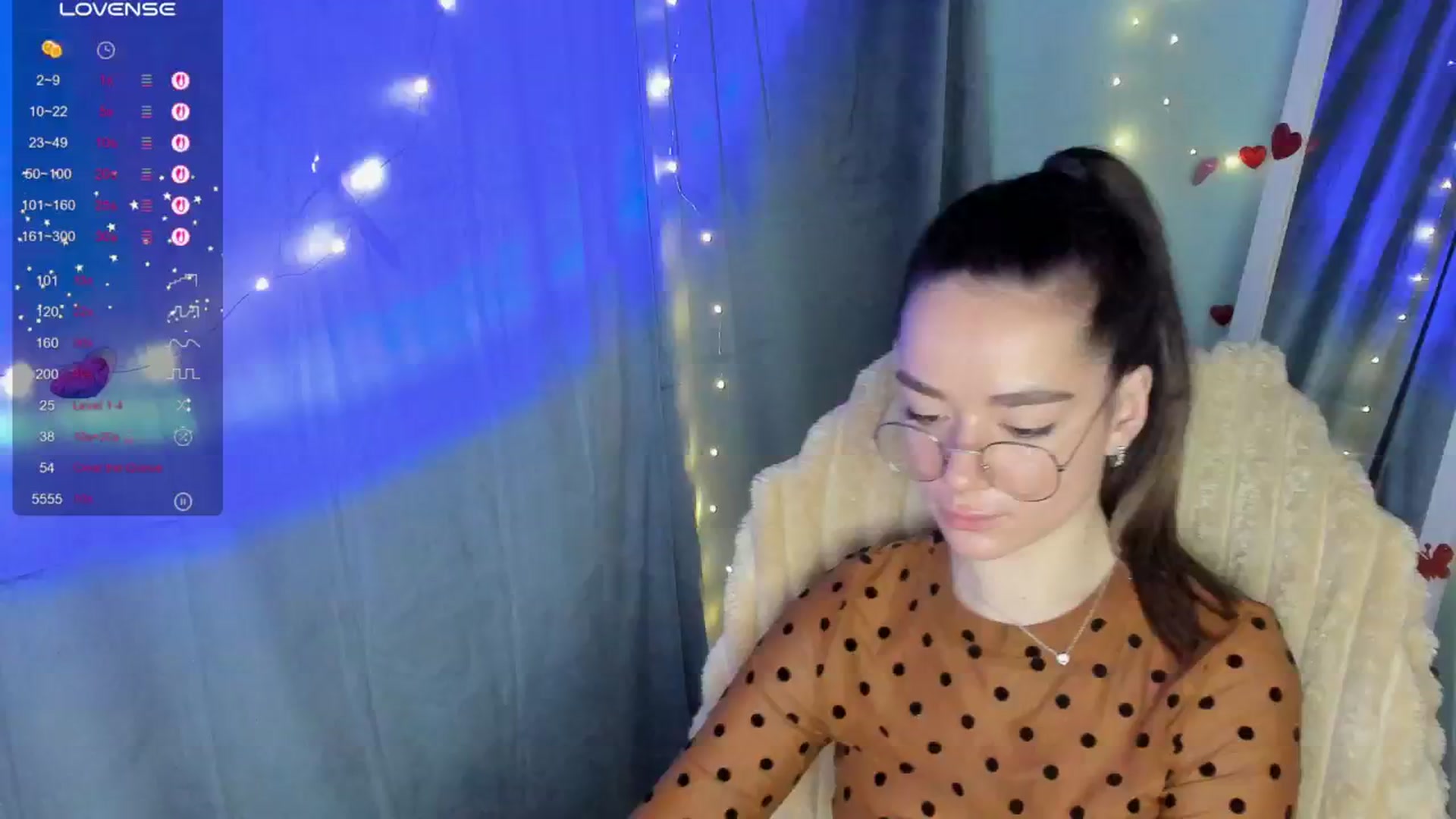 Gallery image thumbnail from KiraLove's myfreecams stream on, 05/28/2025, 11:27 image 9 of 20