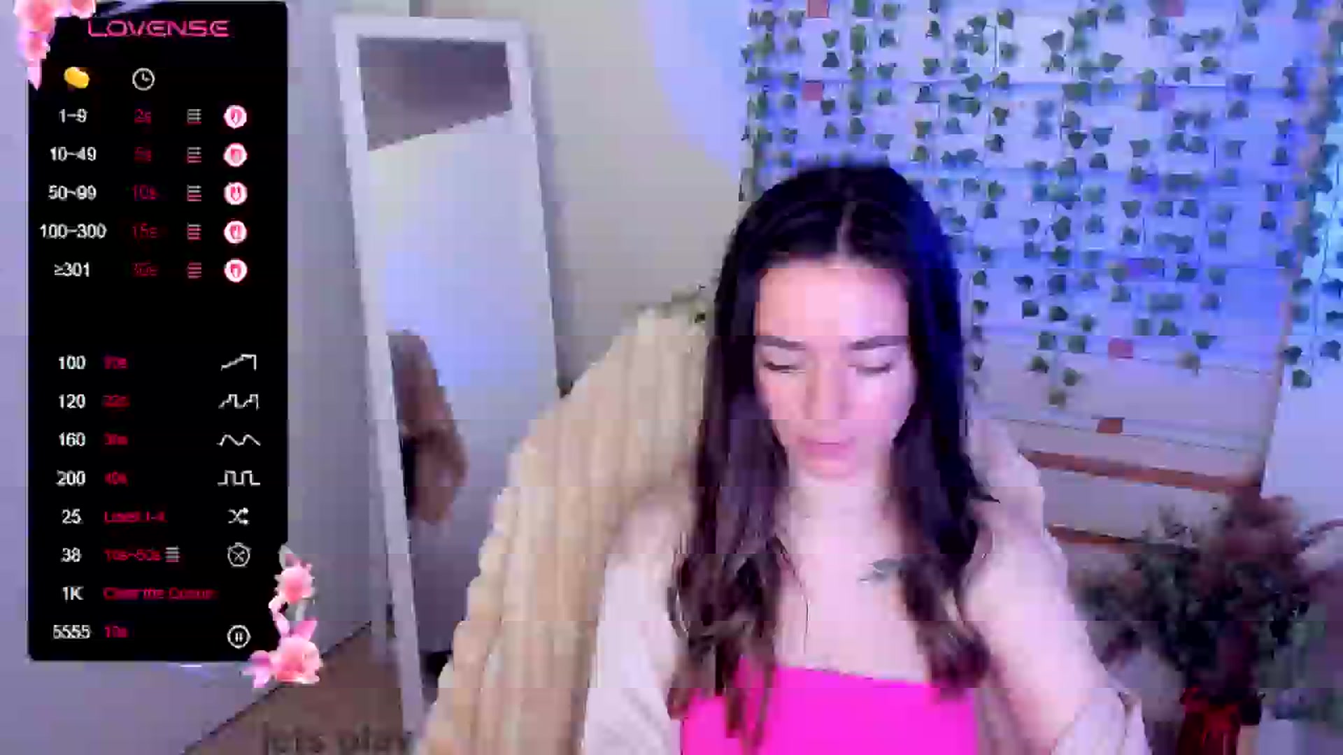 Gallery image thumbnail from KiraLove's myfreecams stream on, 06/08/2025, 10:19 image 7 of 20