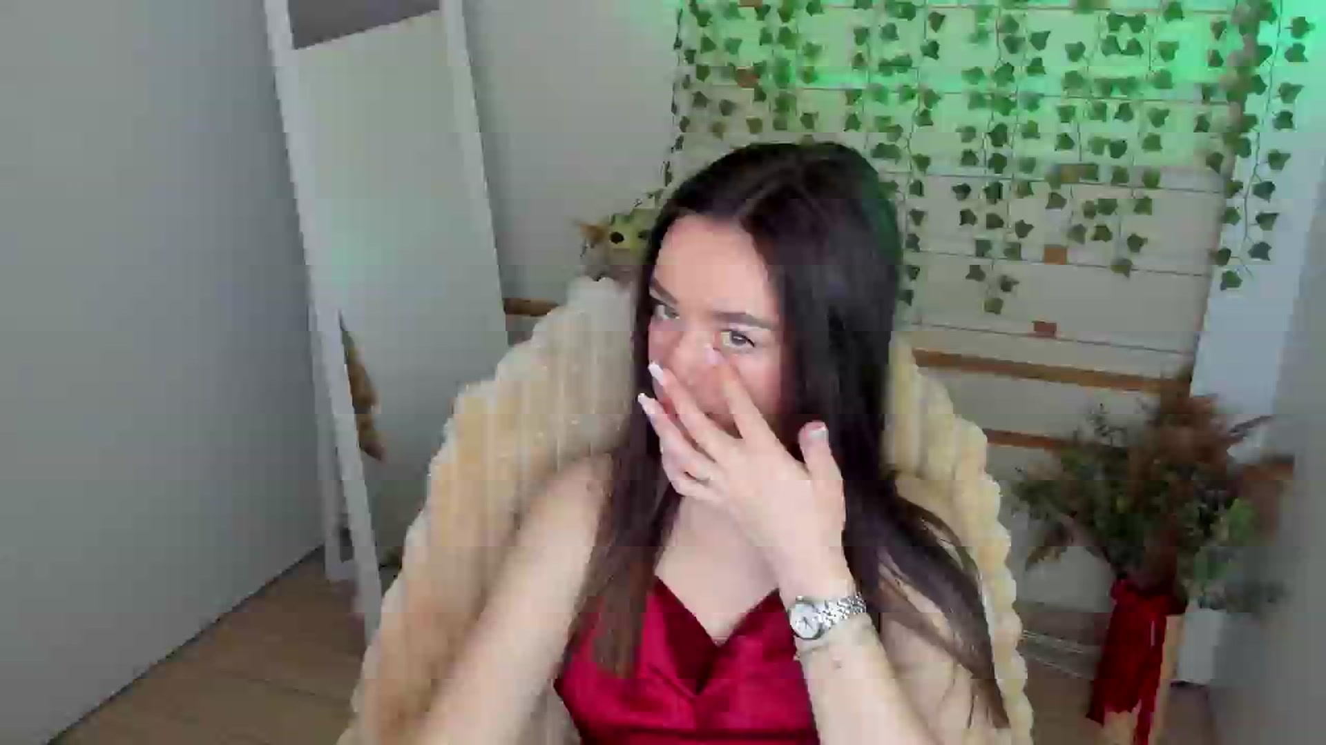 Gallery image thumbnail from KiraLove's myfreecams stream on, 06/10/2025, 07:27 image 1 of 20
