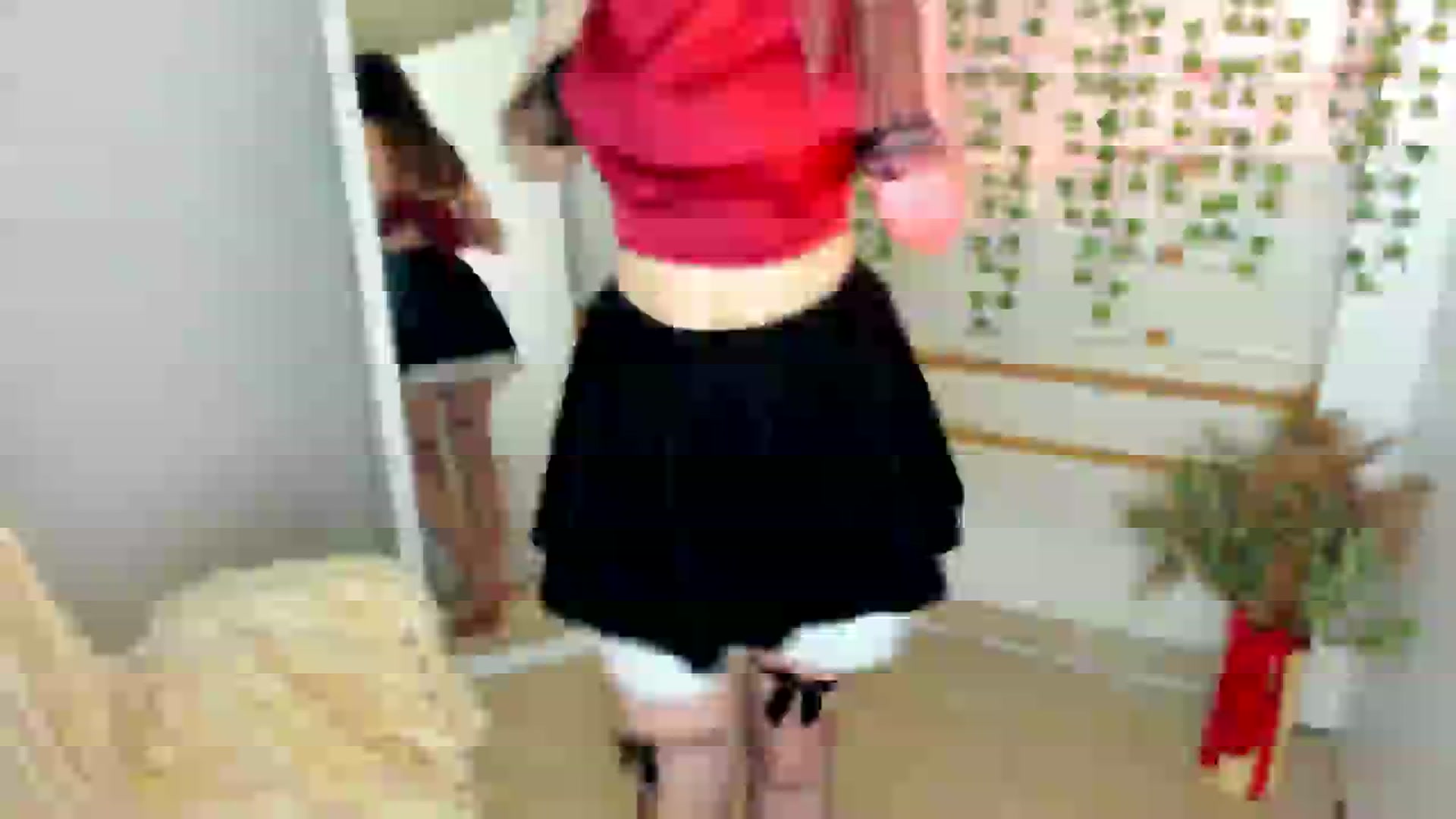 Gallery image thumbnail from KiraLove's myfreecams stream on, 06/10/2025, 11:46 image 7 of 20