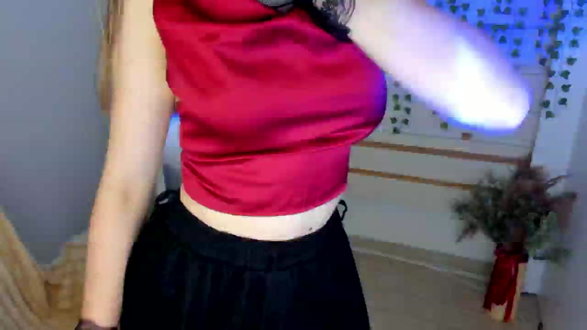 Gallery image thumbnail from KiraLove's myfreecams stream on, 06/10/2025, 11:46 image 5 of 20