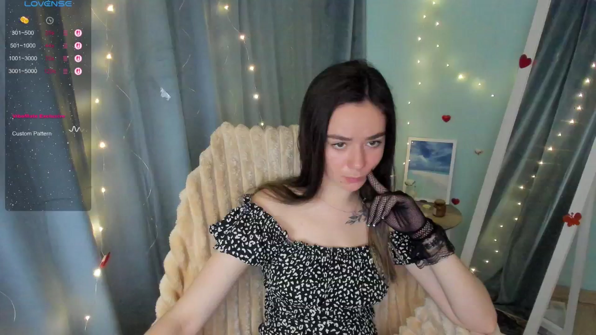 Gallery image thumbnail from KiraLove's myfreecams stream on, 06/11/2025, 07:40 image 13 of 20