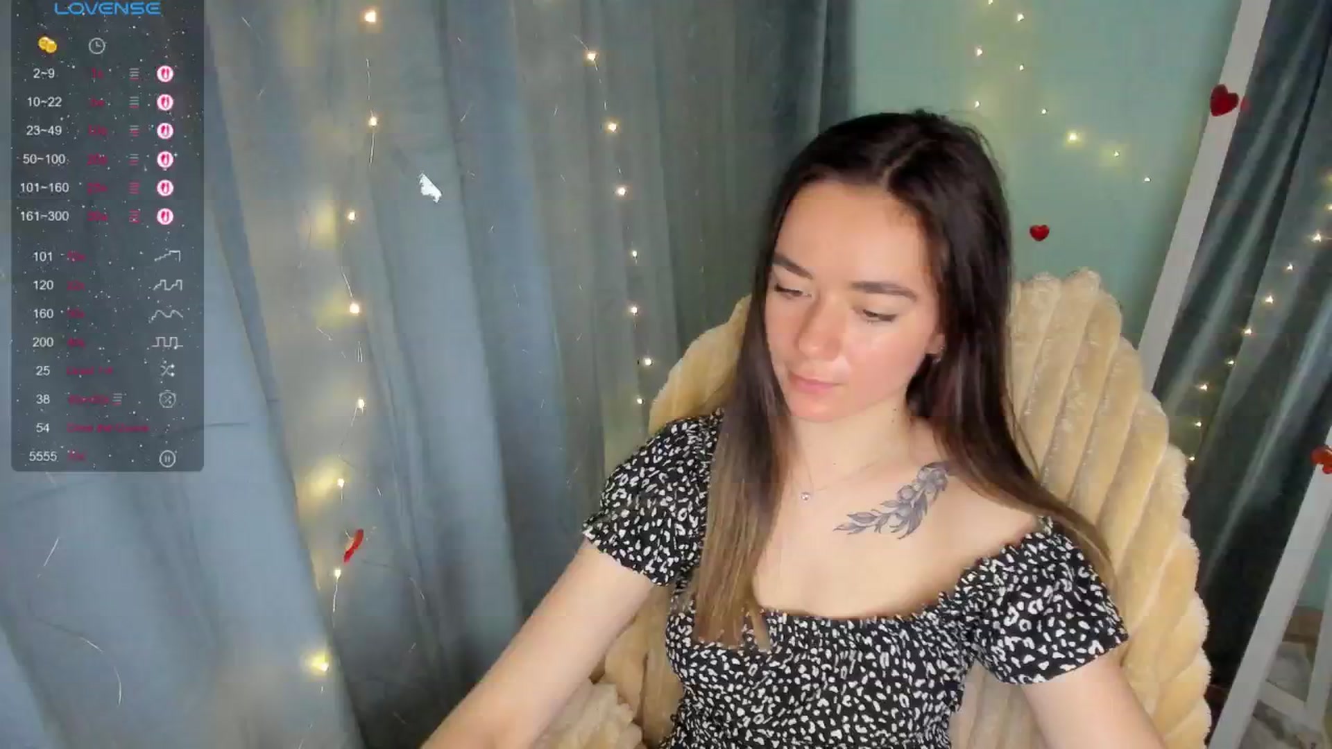 Gallery image thumbnail from KiraLove's myfreecams stream on, 06/11/2025, 11:31 image 3 of 20