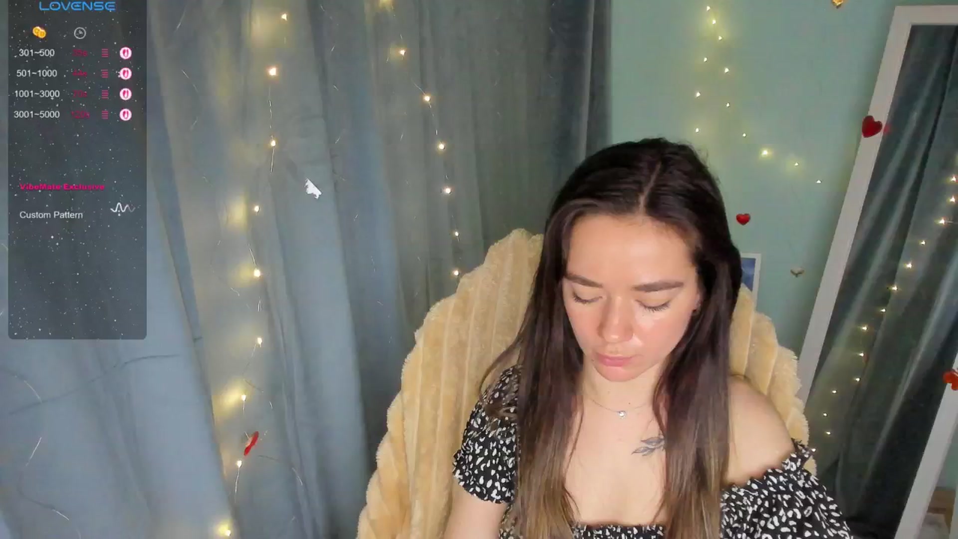 Gallery image thumbnail from KiraLove's myfreecams stream on, 06/11/2025, 11:31 image 14 of 20