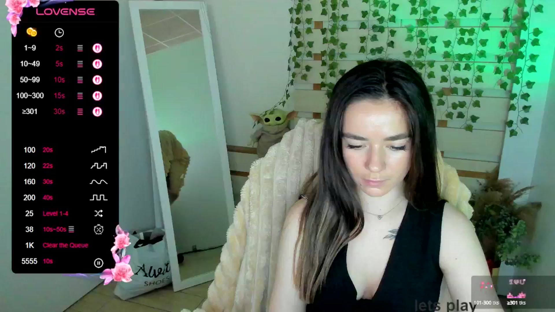 Gallery image thumbnail from KiraLove's myfreecams stream on, 06/17/2025, 11:09 image 16 of 20