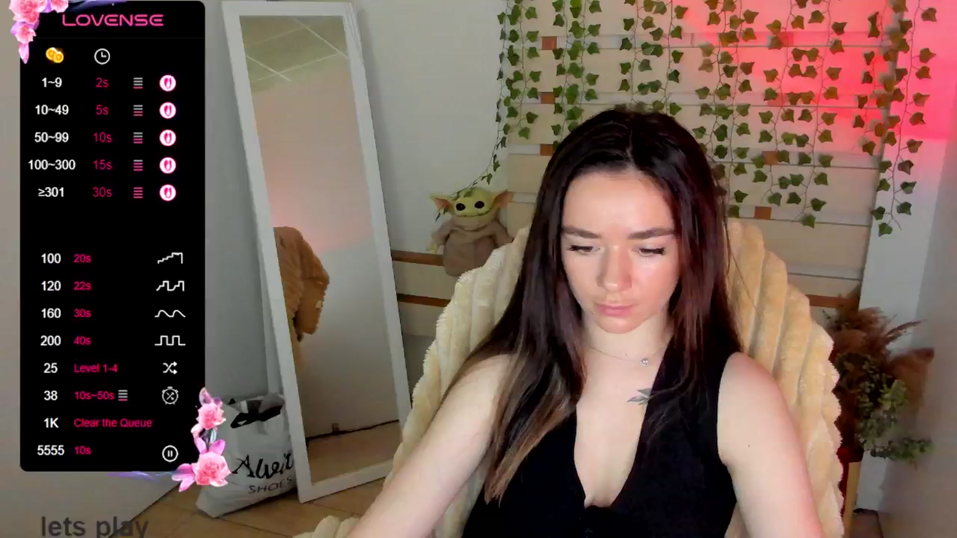 Gallery image thumbnail from KiraLove's myfreecams stream on, 06/17/2025, 11:09 image 15 of 20