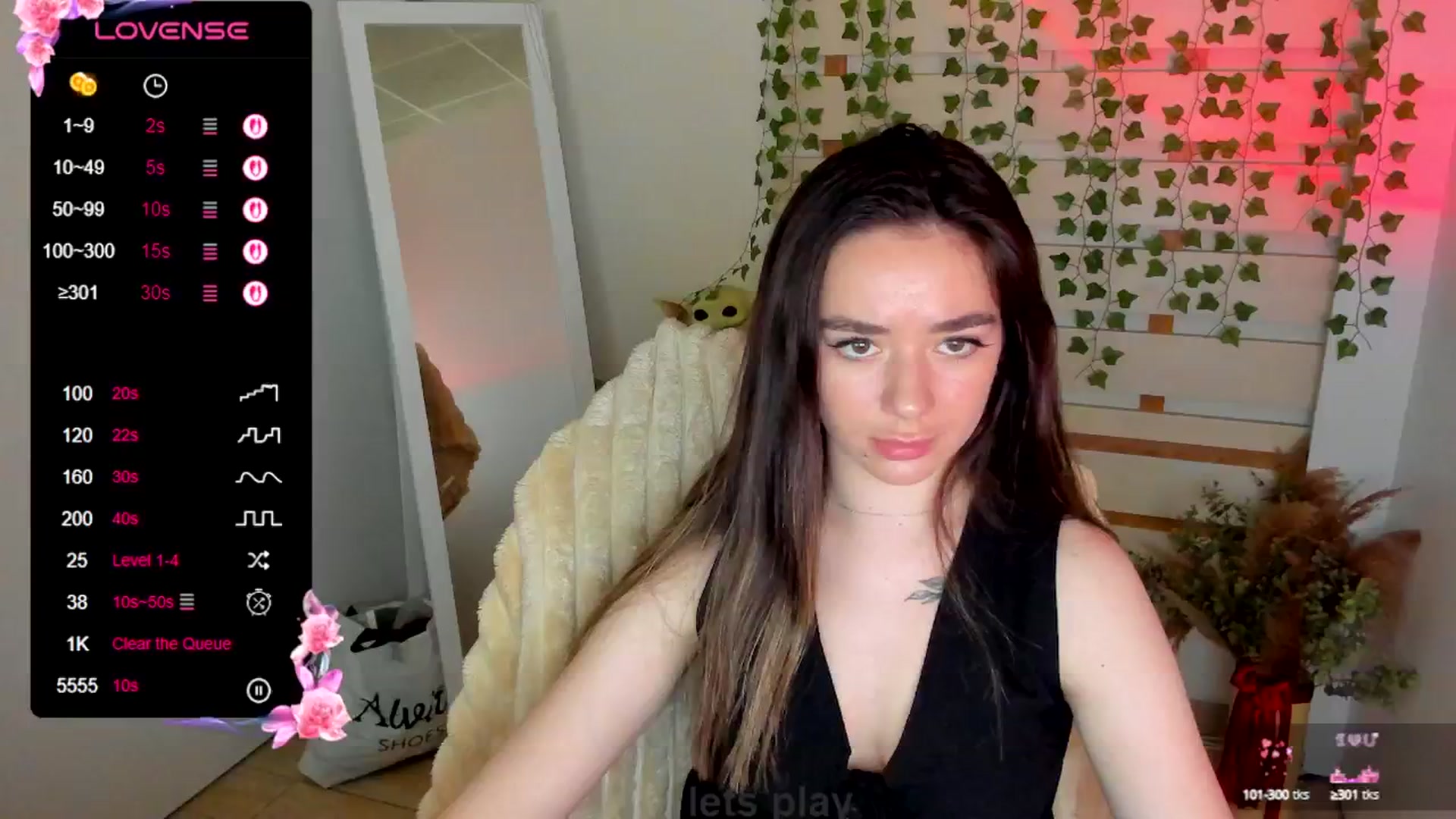 Gallery image thumbnail from KiraLove's myfreecams stream on, 06/17/2025, 11:09 image 4 of 20