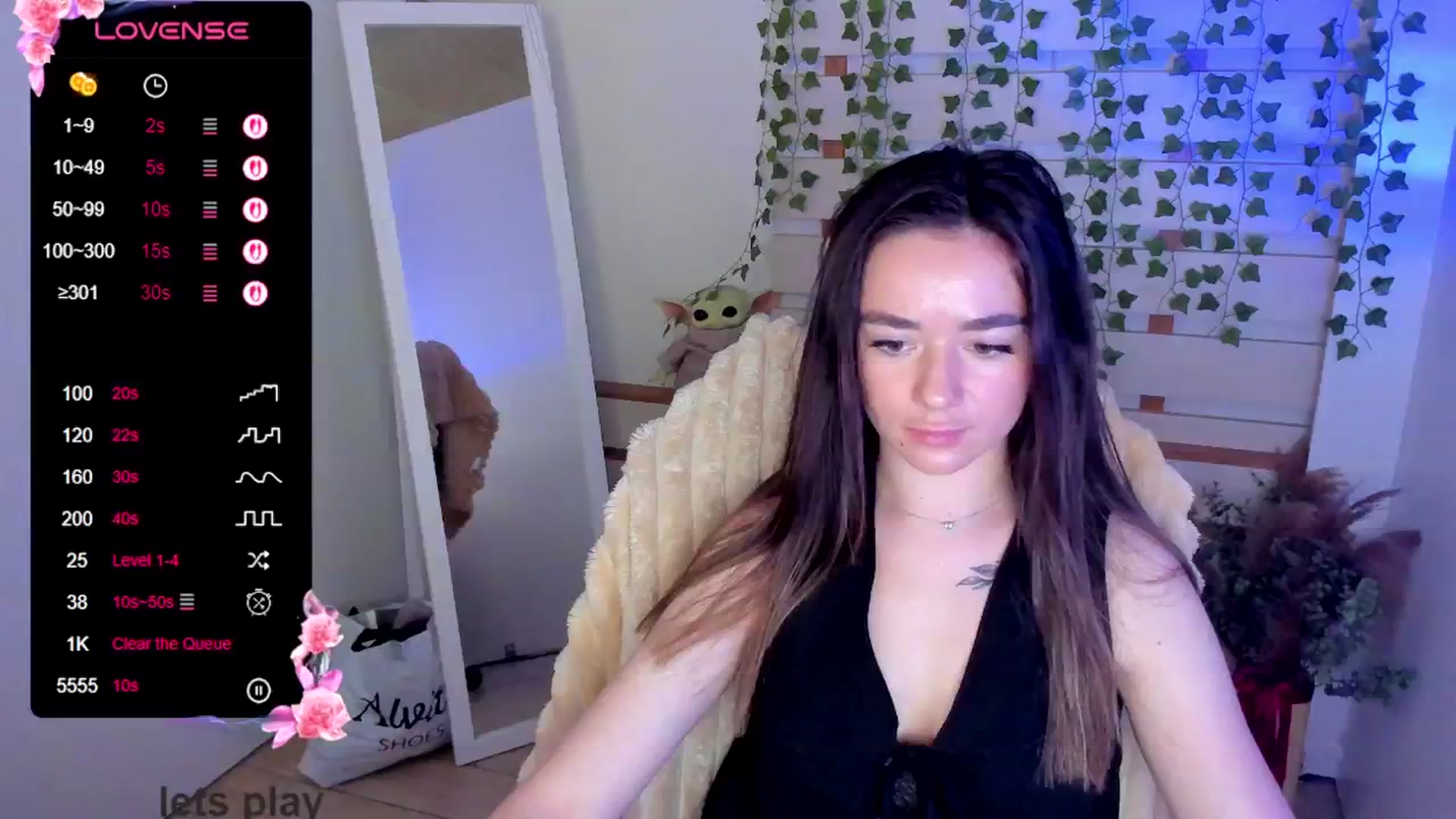 Gallery image thumbnail from KiraLove's myfreecams stream on, 06/17/2025, 11:09 image 18 of 20