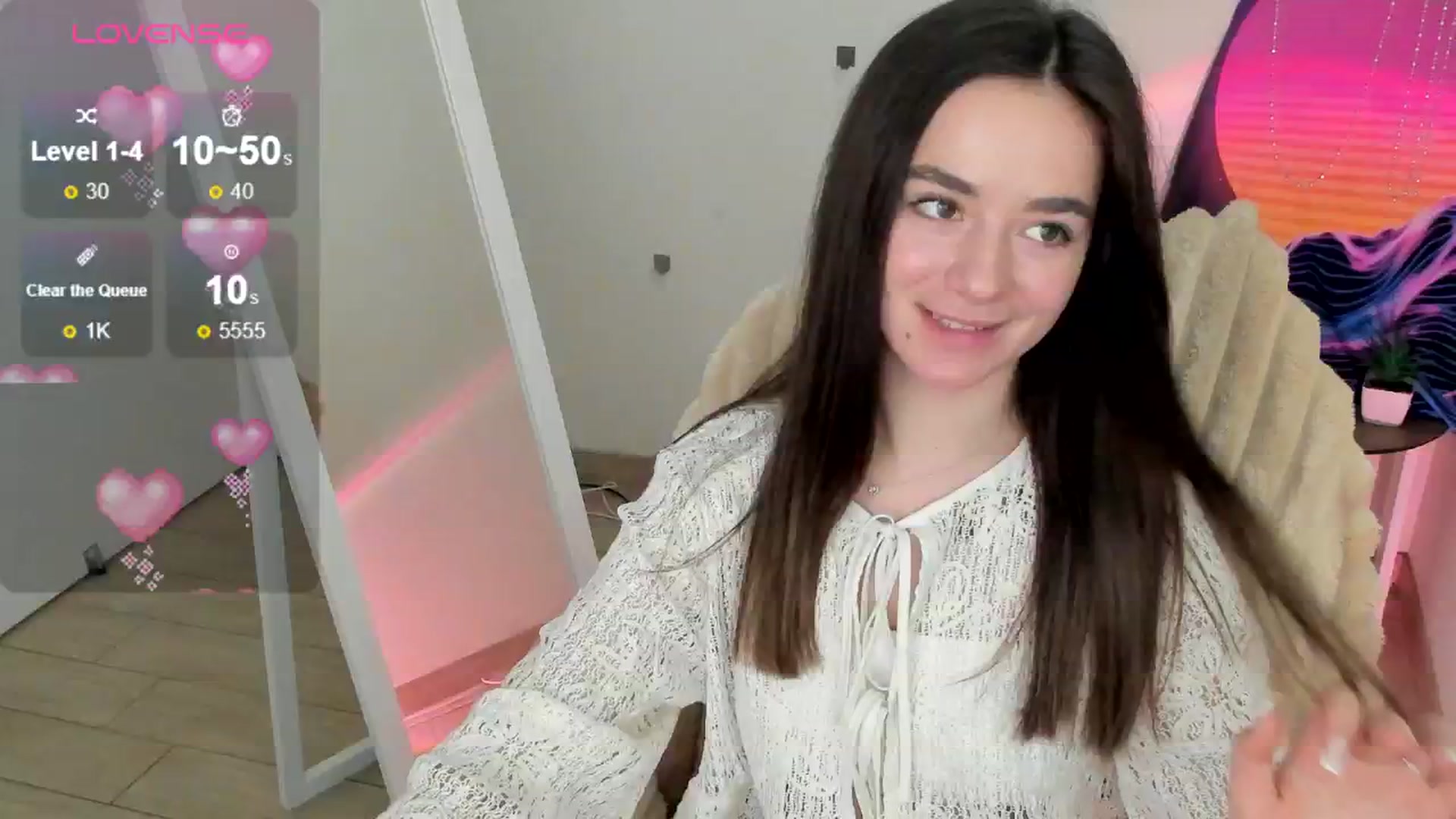 Gallery image thumbnail from KiraLove's myfreecams stream on, 07/04/2025, 12:00 image 11 of 20