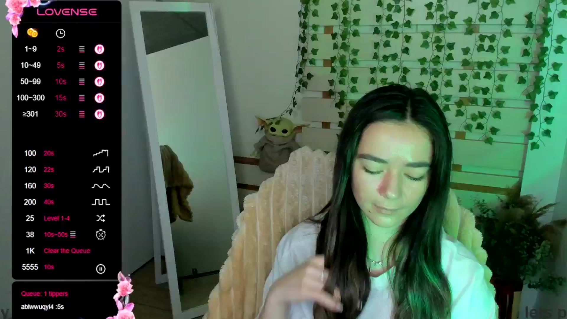 Gallery image thumbnail from KiraLove's myfreecams stream on, 07/06/2025, 09:15 image 9 of 20