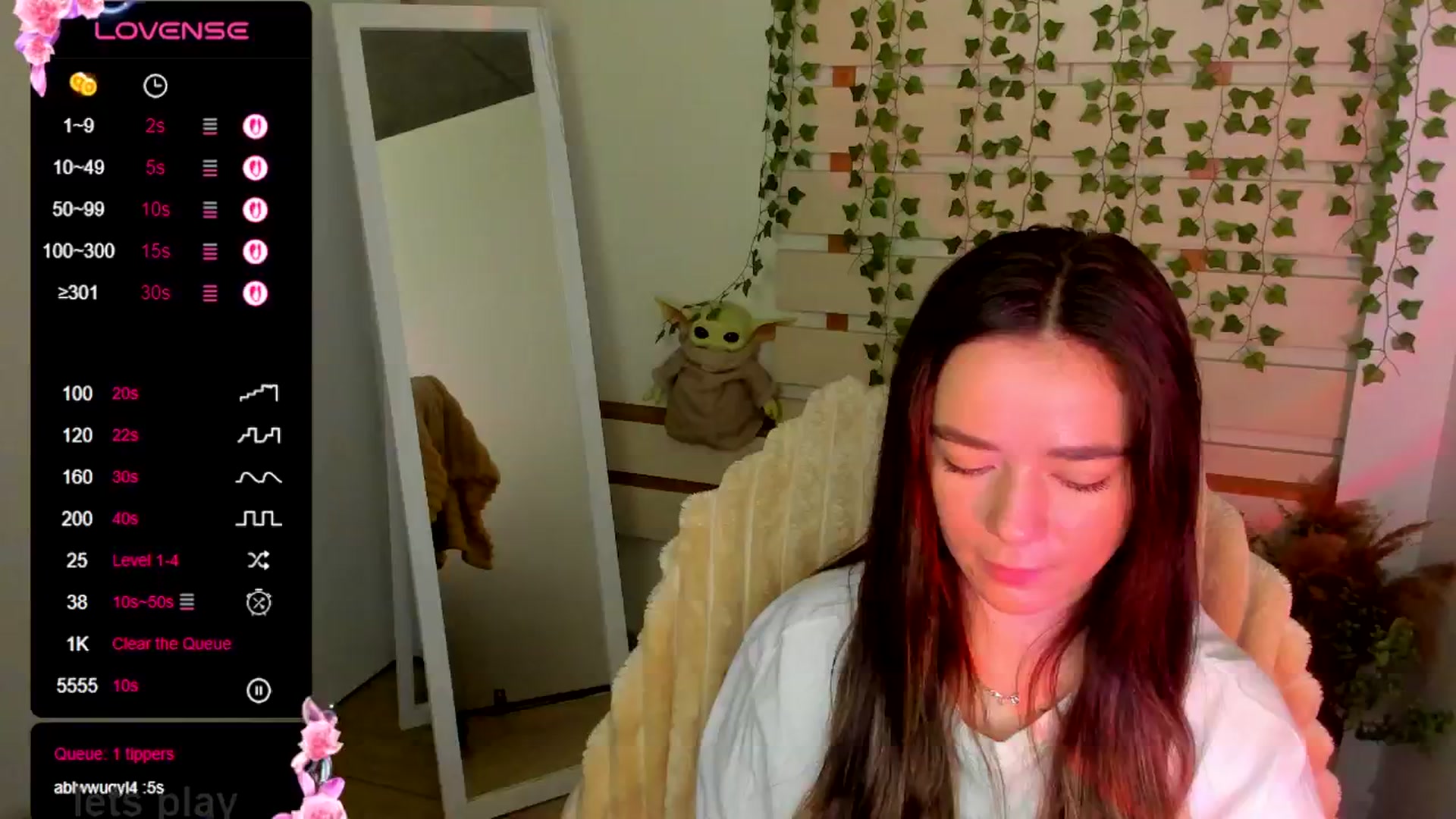 Gallery image thumbnail from KiraLove's myfreecams stream on, 07/06/2025, 09:15 image 6 of 20