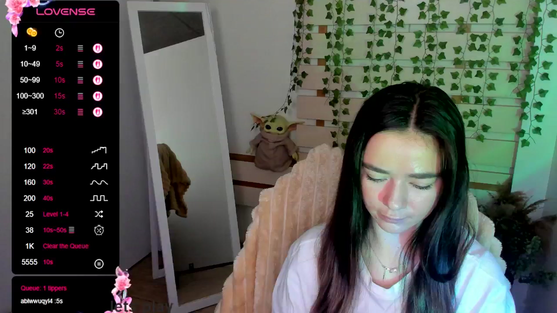 Gallery image thumbnail from KiraLove's myfreecams stream on, 07/06/2025, 09:15 image 3 of 20