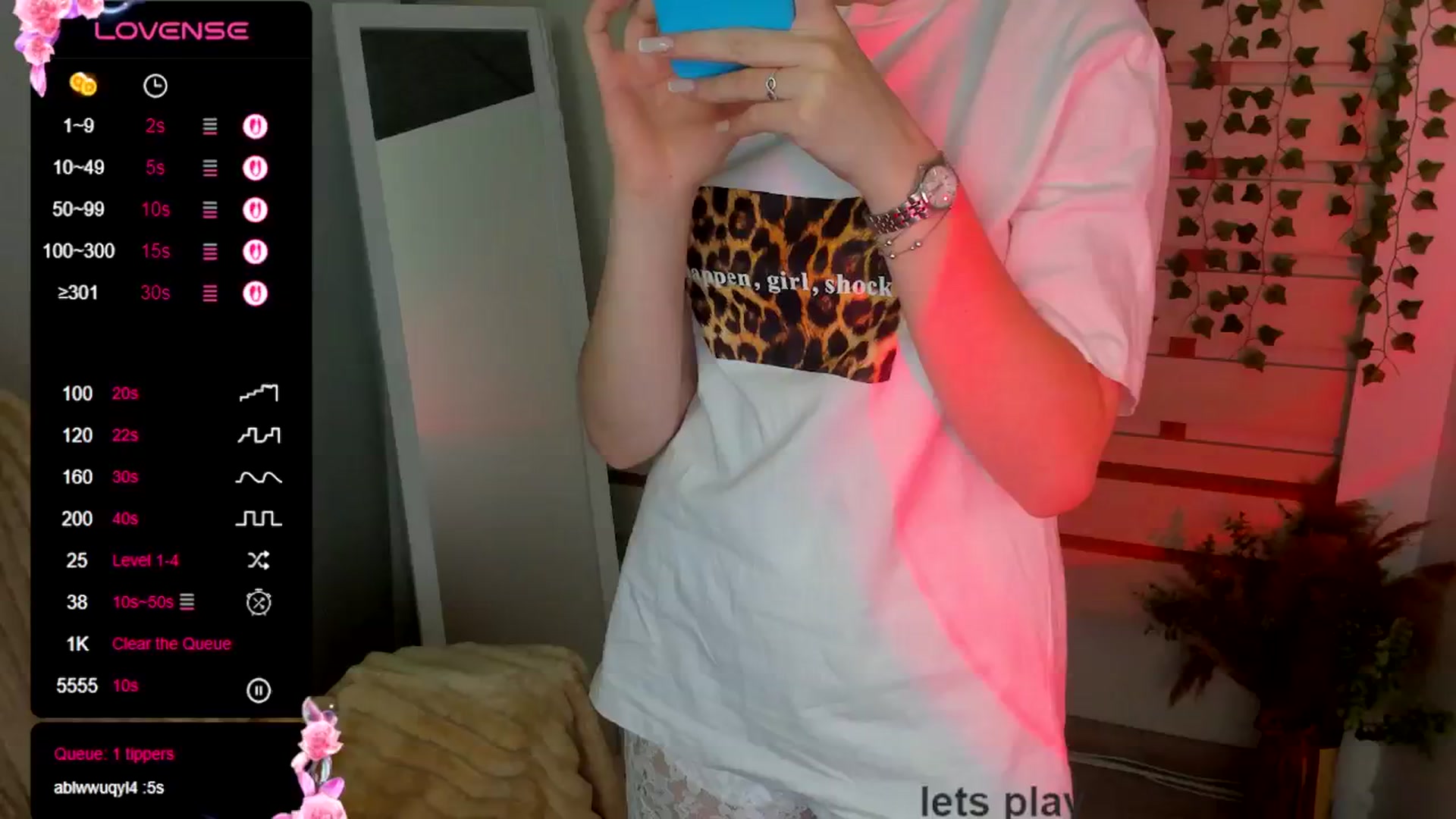 Gallery image thumbnail from KiraLove's myfreecams stream on, 07/06/2025, 09:15 image 15 of 20