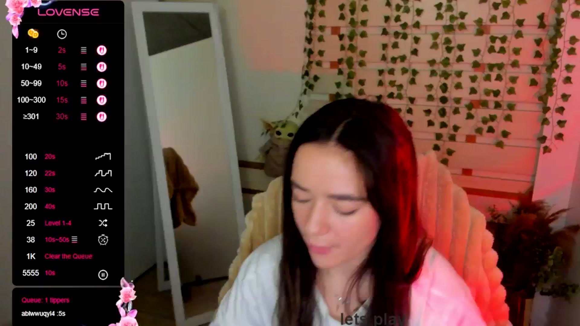 Gallery image thumbnail from KiraLove's myfreecams stream on, 07/06/2025, 09:15 image 2 of 20