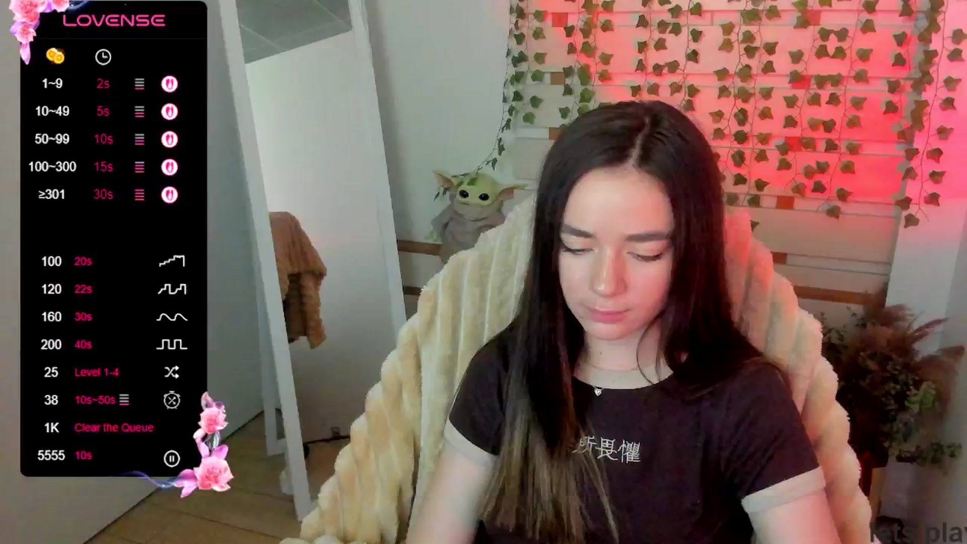 Gallery image thumbnail from KiraLove's myfreecams stream on, 07/07/2025, 11:12 image 14 of 20