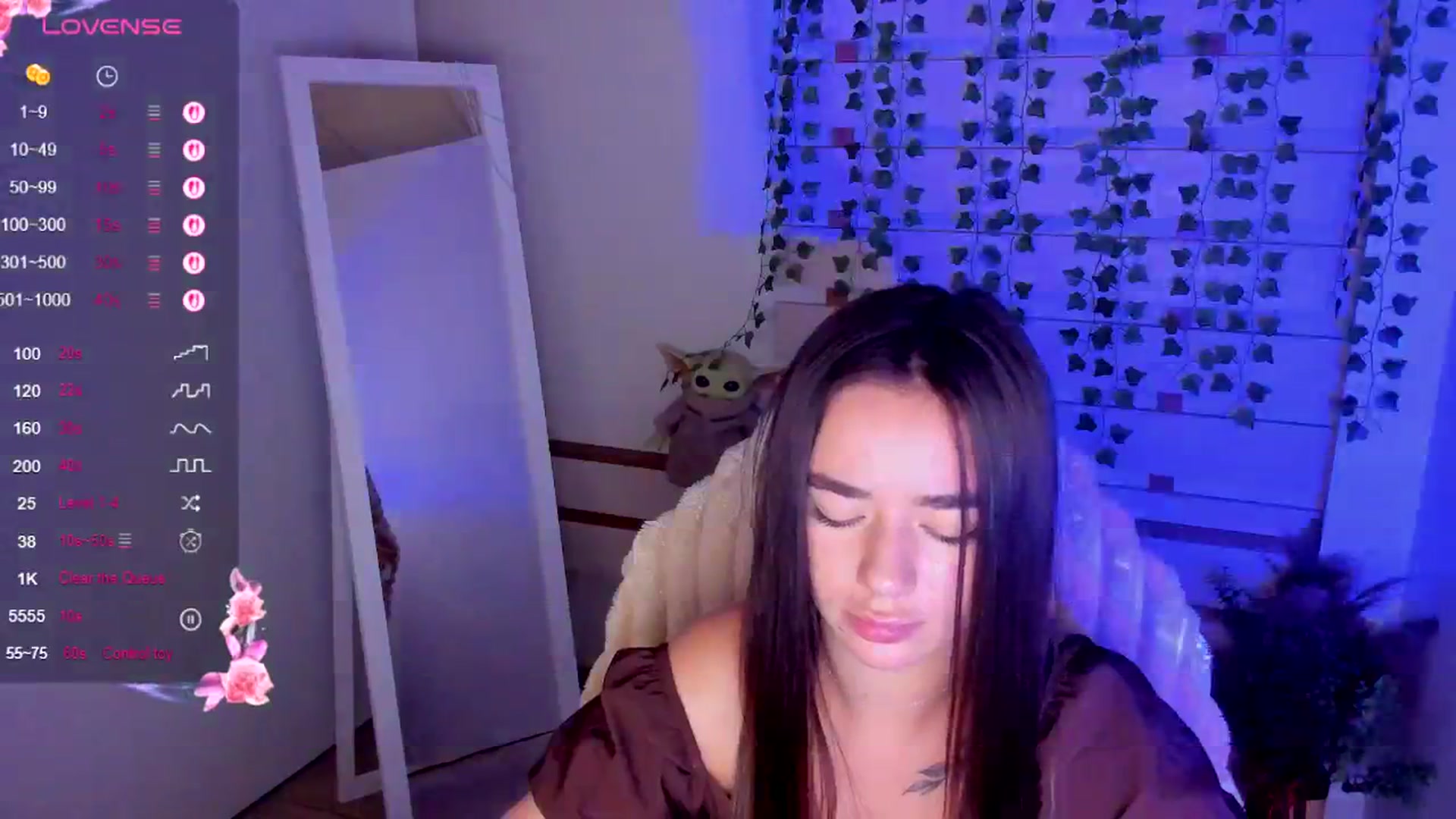 Gallery image thumbnail from KiraLove's myfreecams stream on, 08/17/2025, 10:19 image 7 of 20