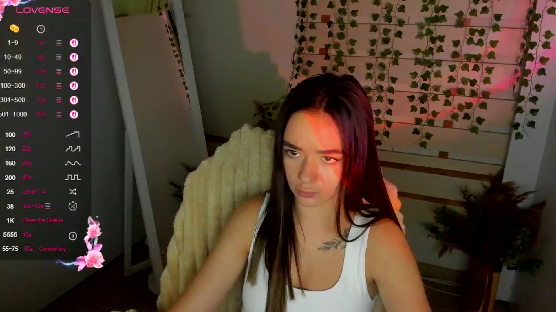 Gallery image thumbnail from KiraLove's myfreecams stream on, 08/18/2025, 11:29 image 8 of 20