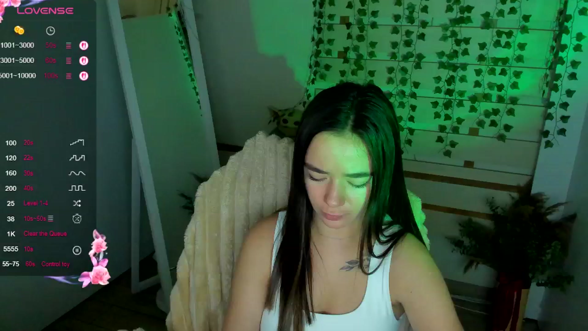 Gallery image thumbnail from KiraLove's myfreecams stream on, 08/18/2025, 11:29 image 9 of 20