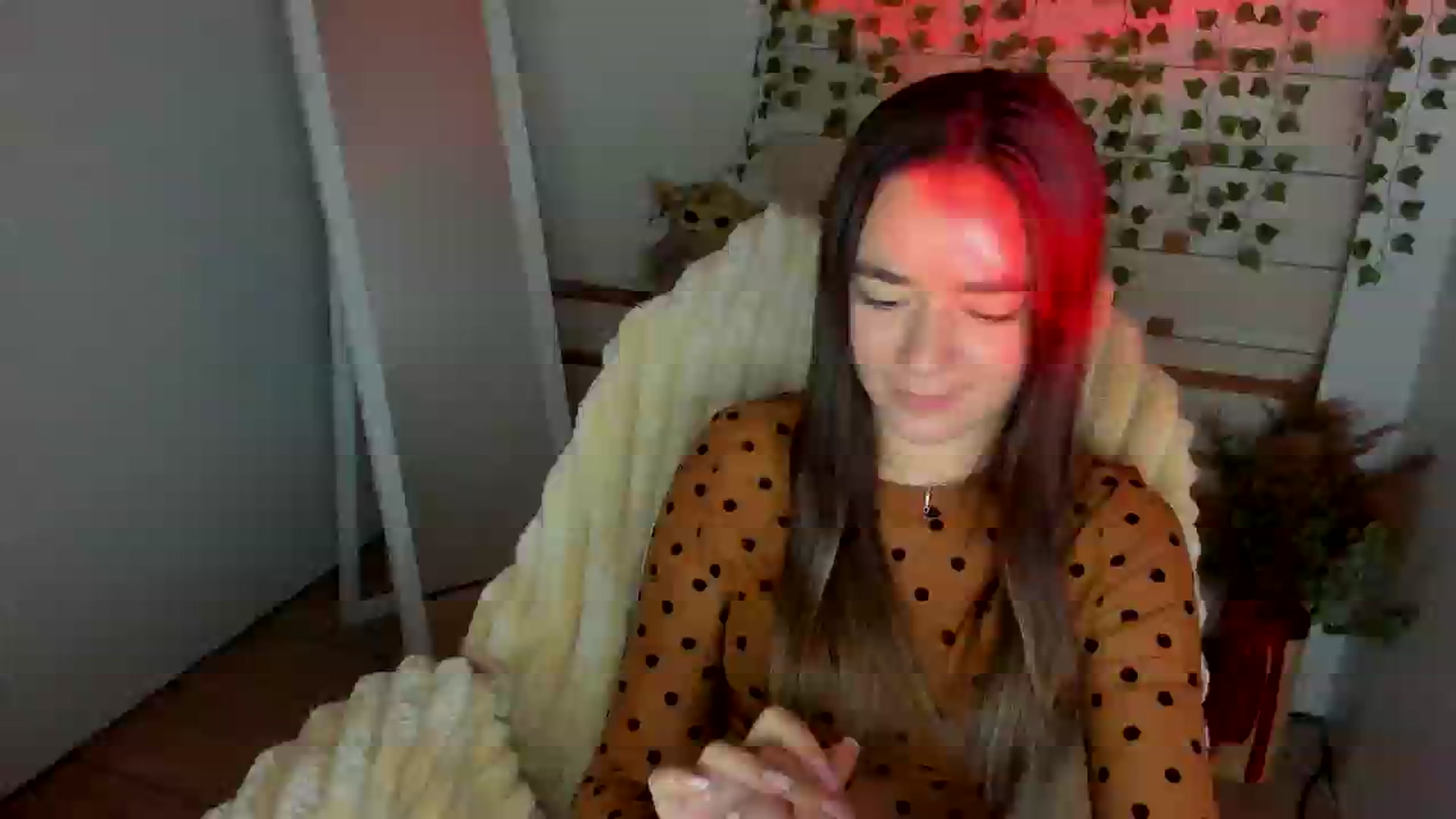 Gallery image thumbnail from KiraLove's myfreecams stream on, 08/22/2025, 10:42 image 12 of 20