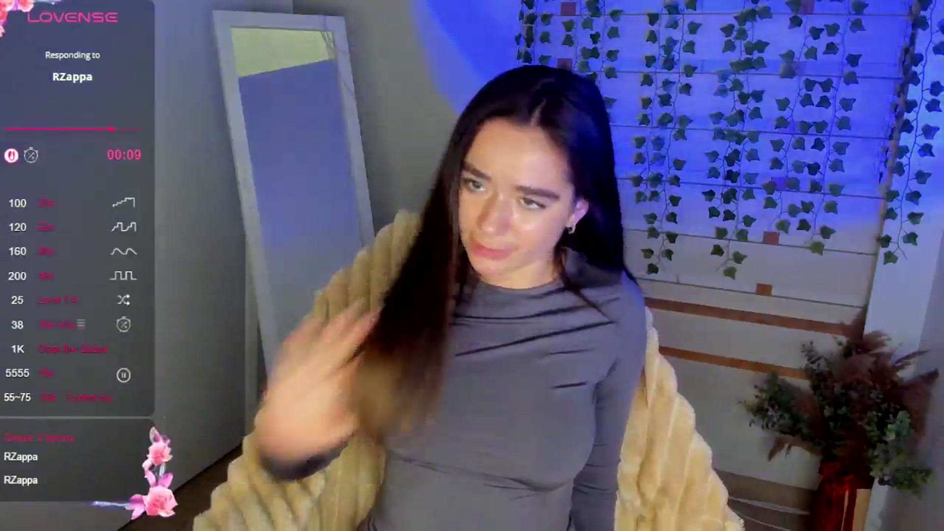 Gallery image thumbnail from KiraLove's myfreecams stream on, 09/07/2025, 11:23 image 6 of 20