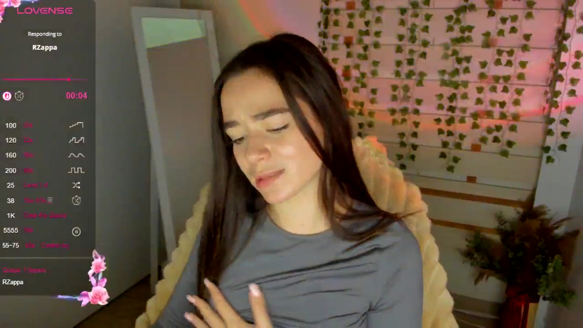 Gallery image thumbnail from KiraLove's myfreecams stream on, 09/07/2025, 11:23 image 5 of 20
