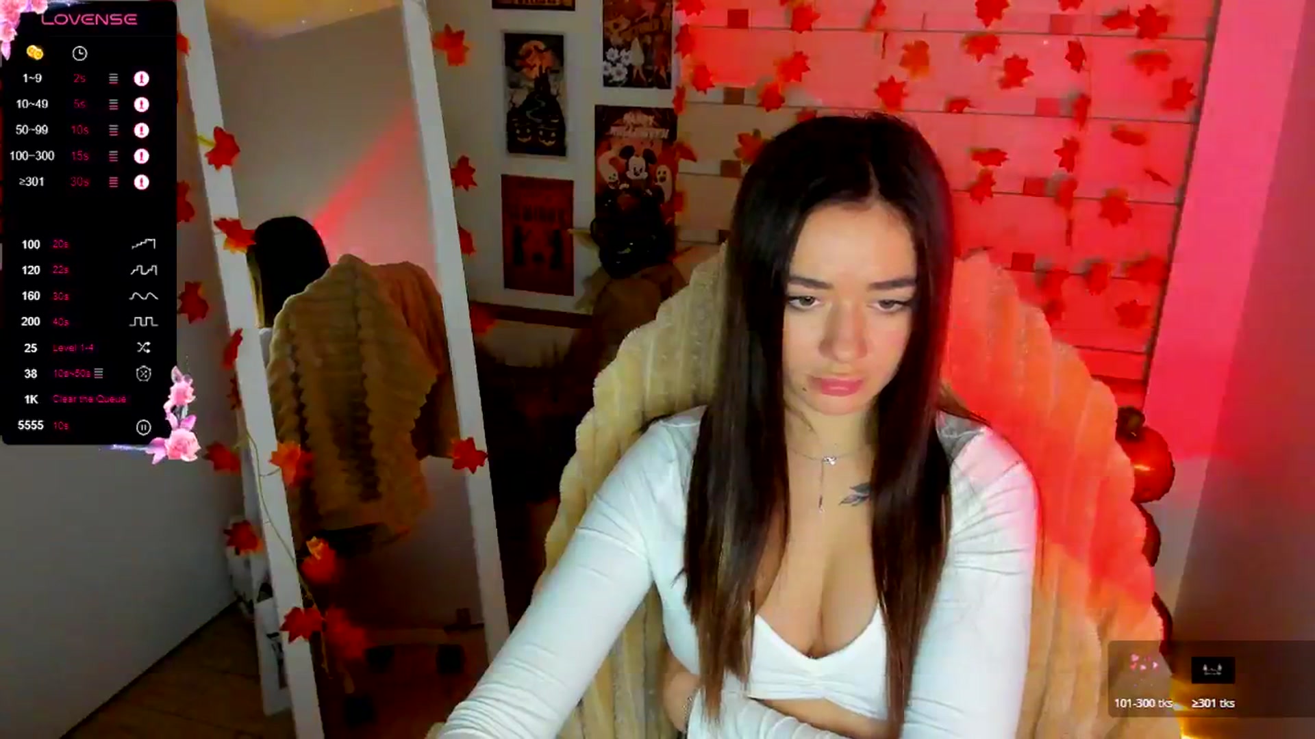 Gallery image thumbnail from KiraLove's myfreecams stream on, 10/19/2025, 11:21 image 9 of 20