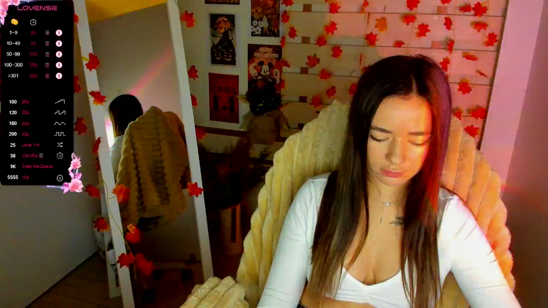 Gallery image thumbnail from KiraLove's myfreecams stream on, 10/19/2025, 11:21 image 15 of 20
