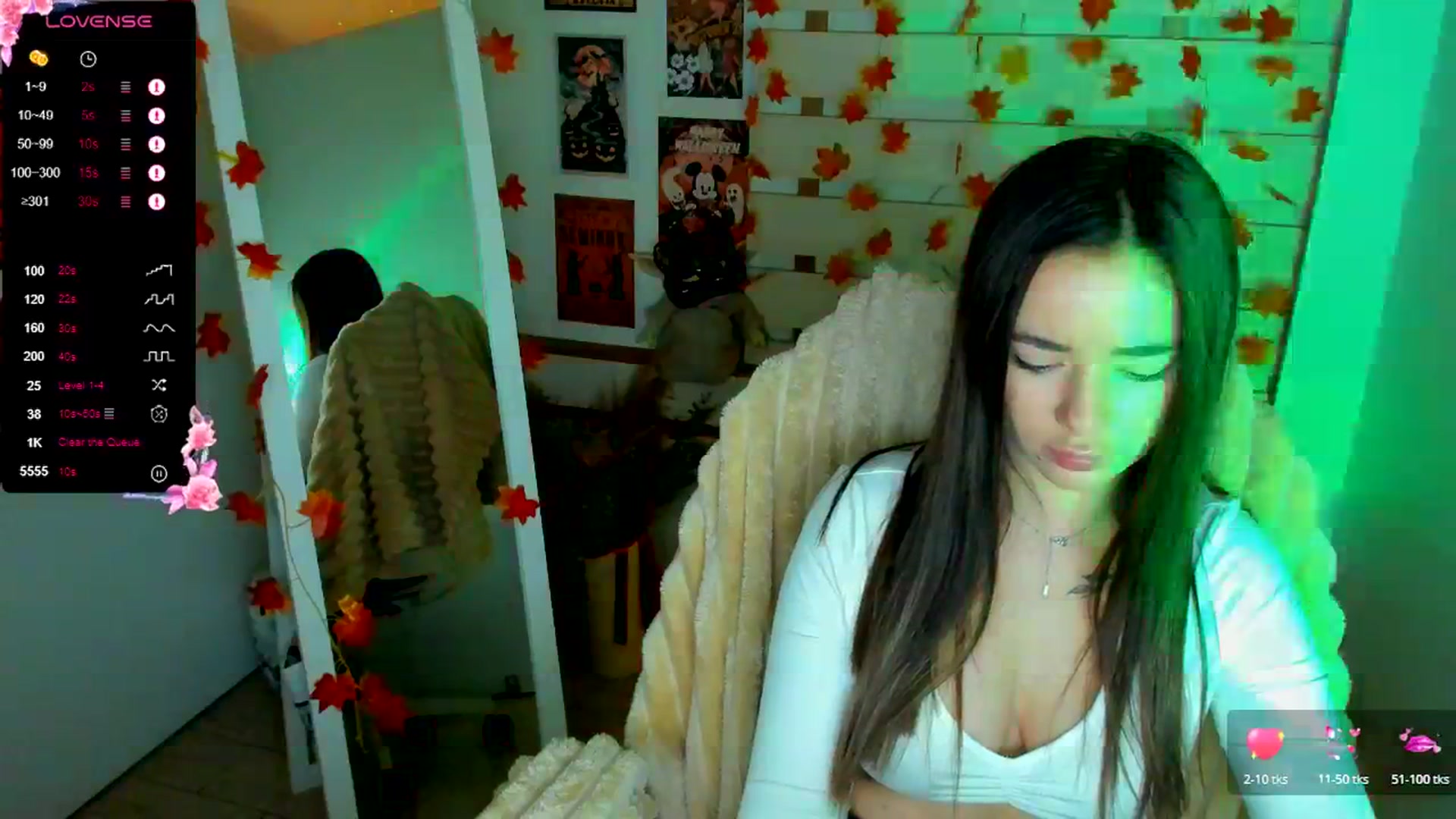 Gallery image thumbnail from KiraLove's myfreecams stream on, 10/19/2025, 11:21 image 5 of 20