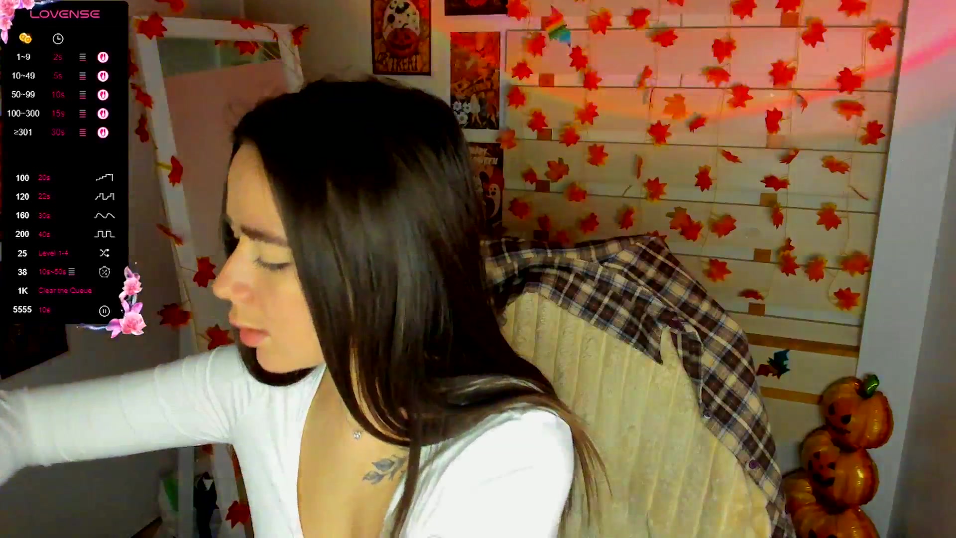 Gallery image thumbnail from KiraLove's myfreecams stream on, 10/26/2025, 11:27 image 9 of 20