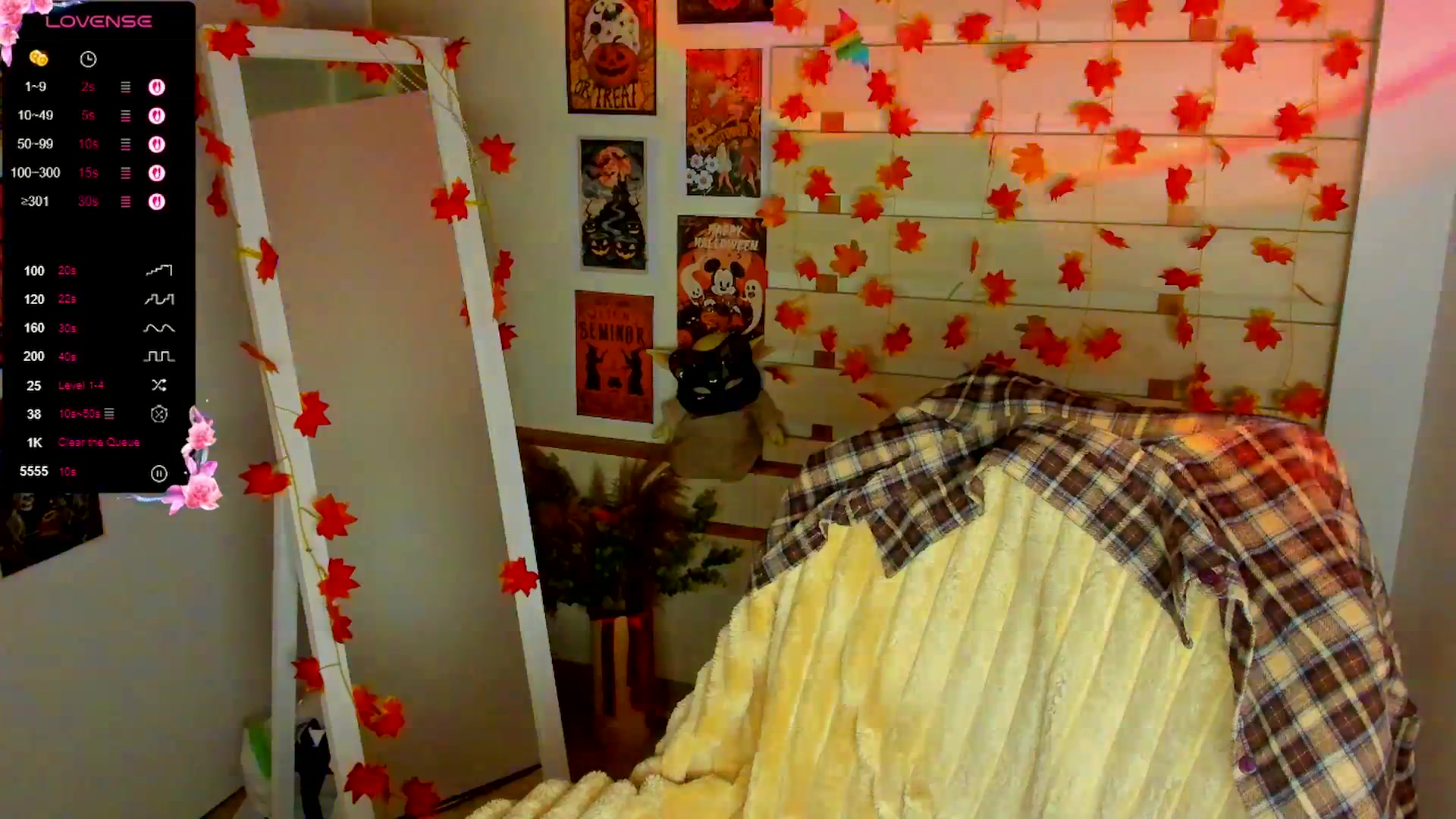 Gallery image thumbnail from KiraLove's myfreecams stream on, 10/26/2025, 11:27 image 7 of 20