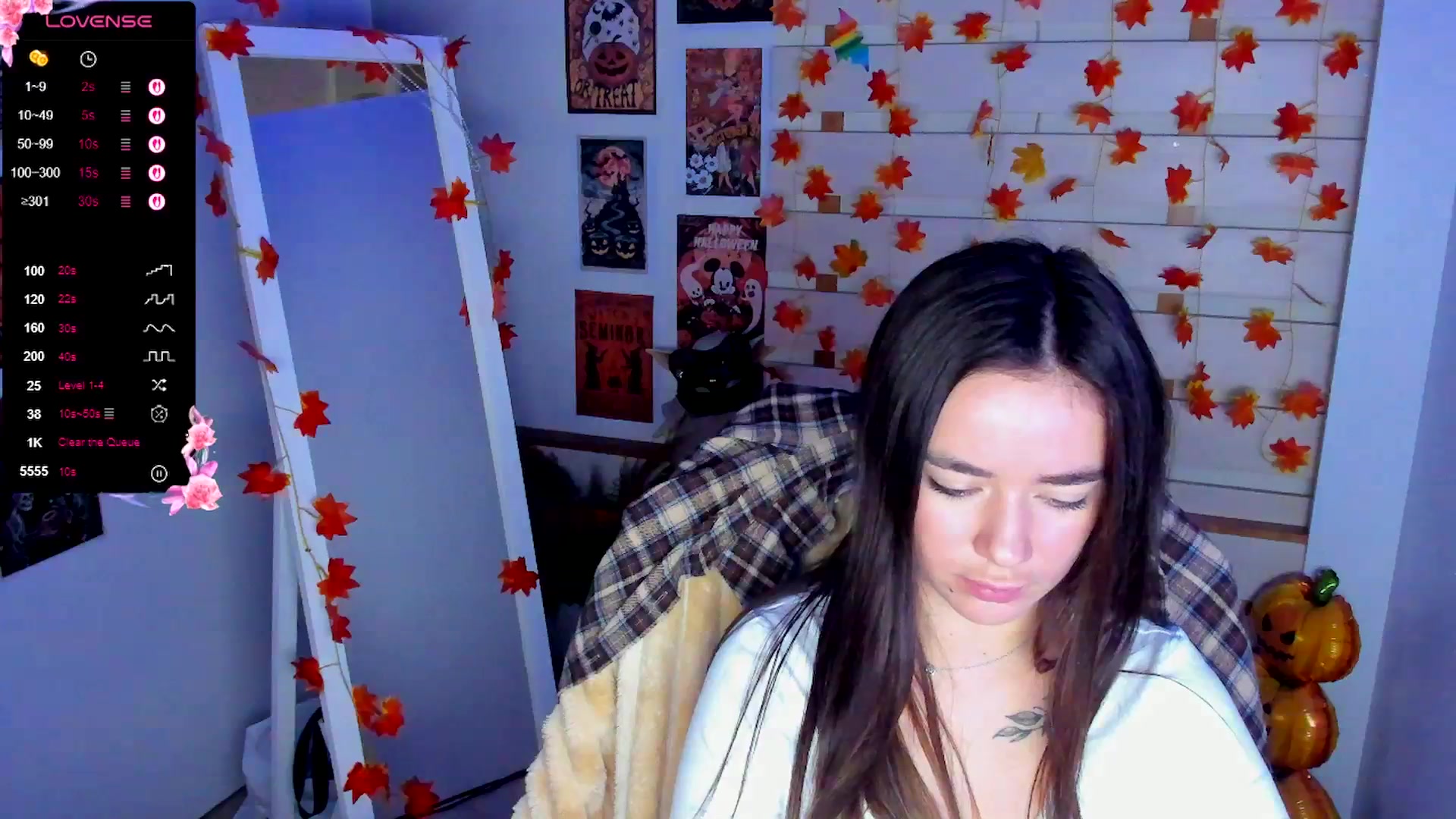 Gallery image thumbnail from KiraLove's myfreecams stream on, 10/26/2025, 11:27 image 18 of 20