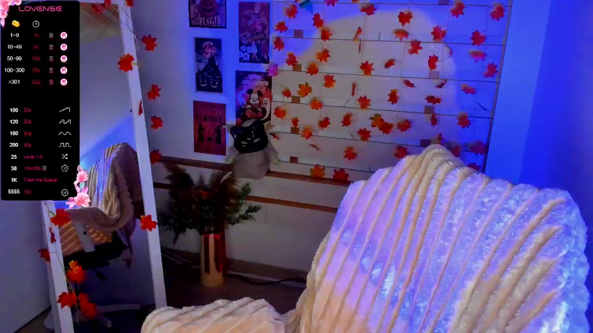 Gallery image thumbnail from KiraLove's myfreecams stream on, 10/27/2025, 09:15 image 19 of 20