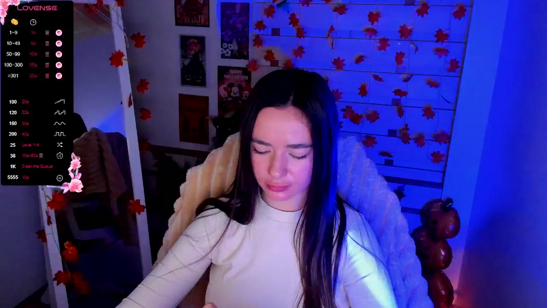 Gallery image thumbnail from KiraLove's myfreecams stream on, 10/27/2025, 09:50 image 14 of 20