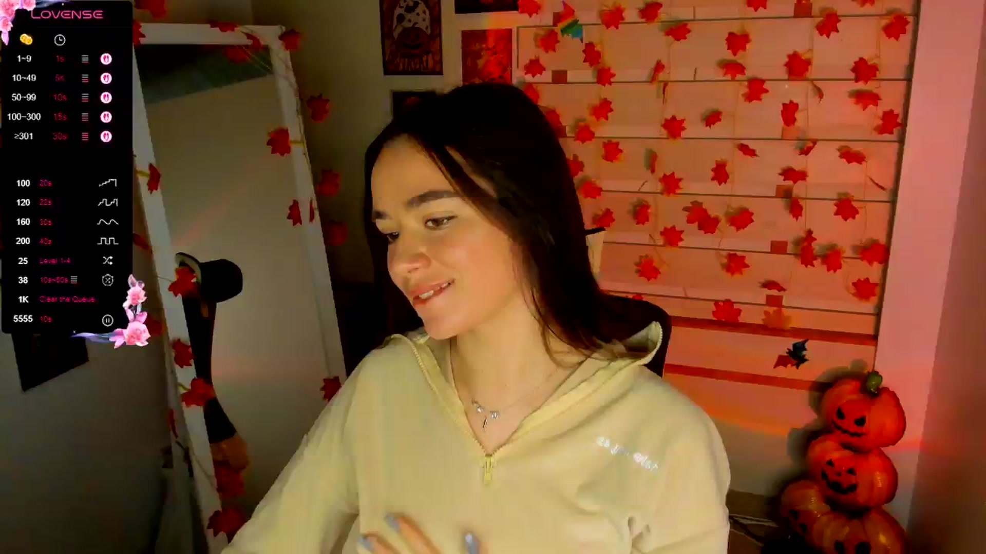 Gallery image thumbnail from KiraLove's myfreecams stream on, 10/30/2025, 10:20 image 2 of 20