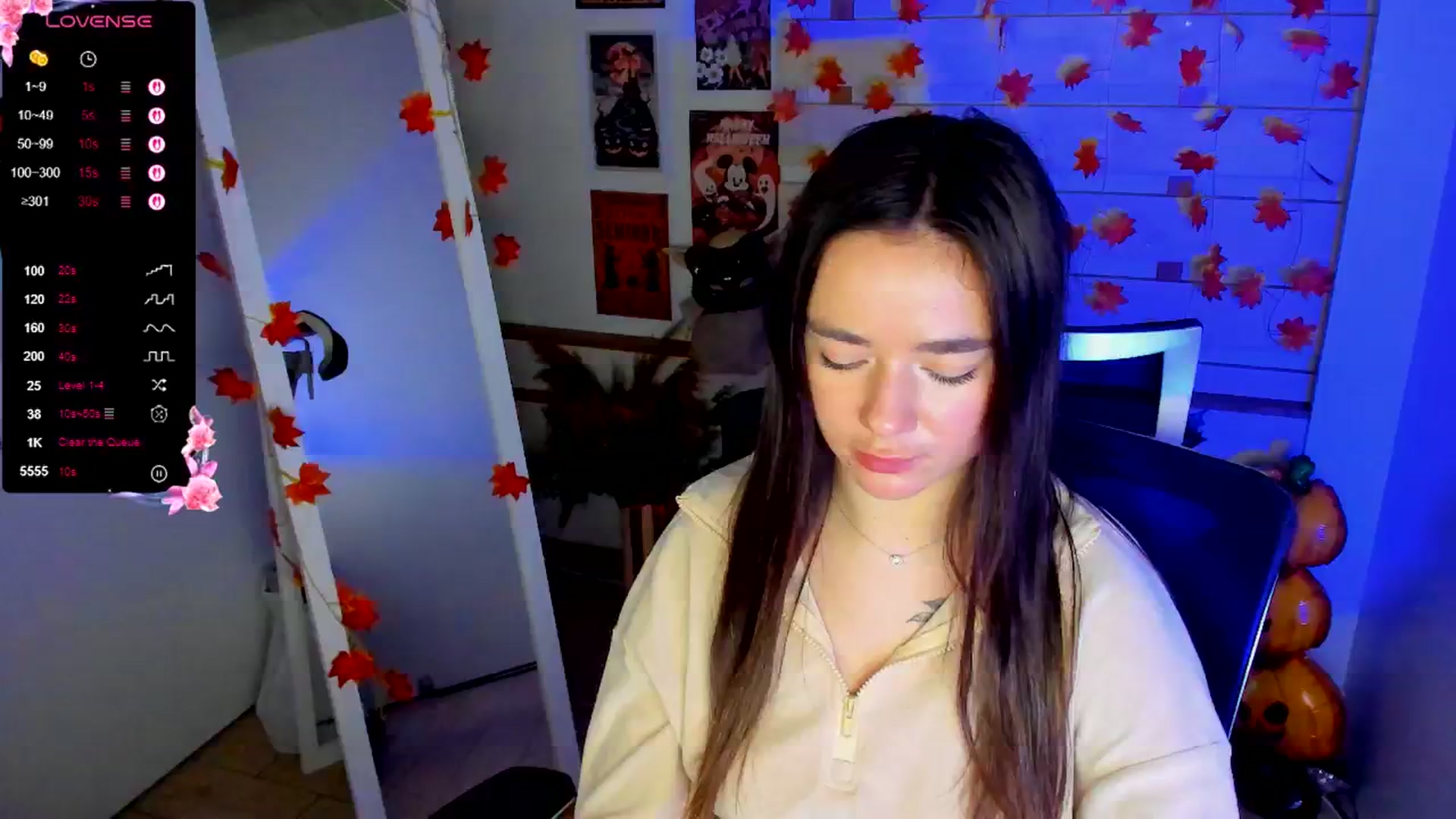 Gallery image thumbnail from KiraLove's myfreecams stream on, 10/30/2025, 12:13 image 5 of 20