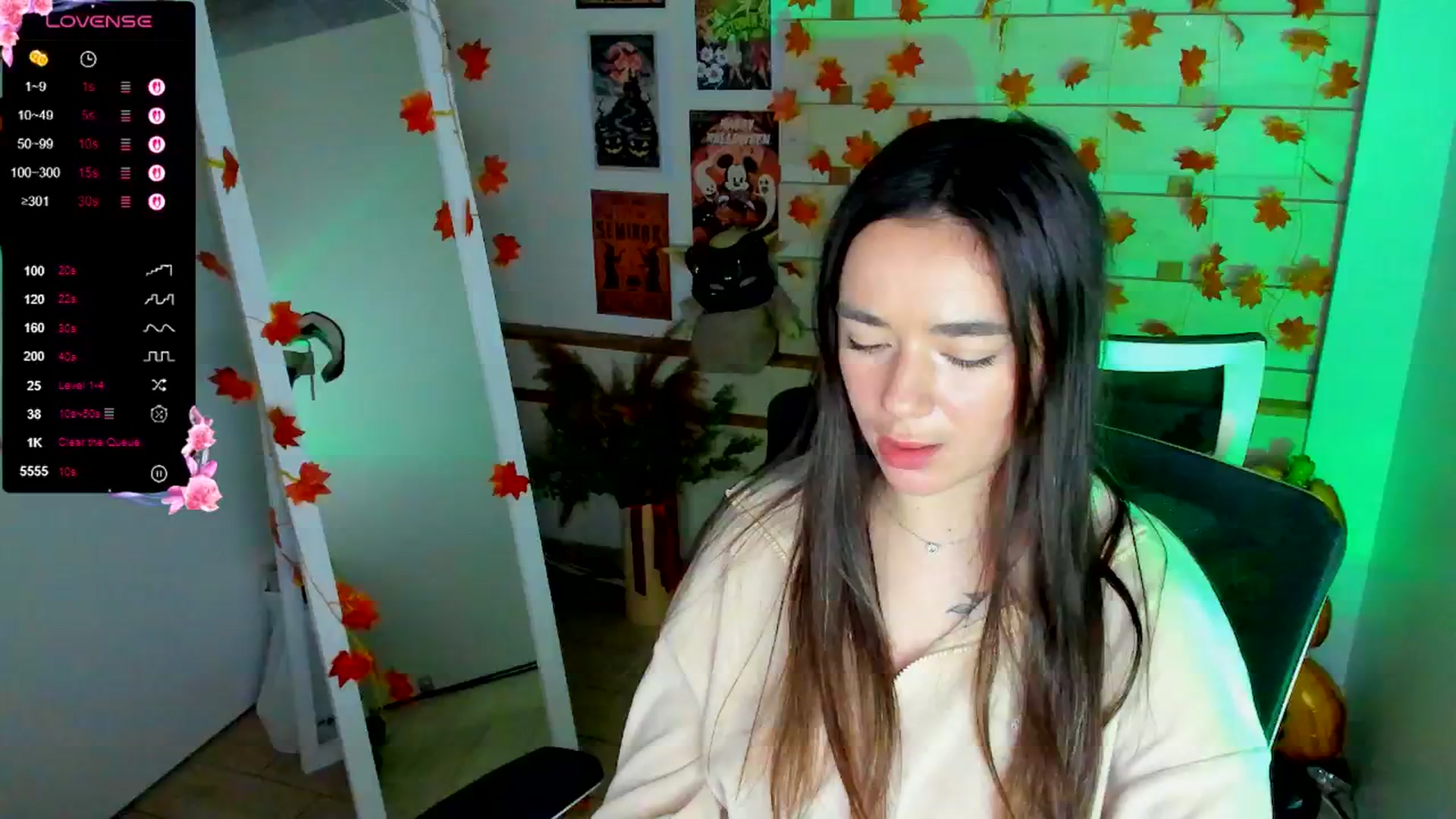Gallery image thumbnail from KiraLove's myfreecams stream on, 10/30/2025, 12:13 image 13 of 20