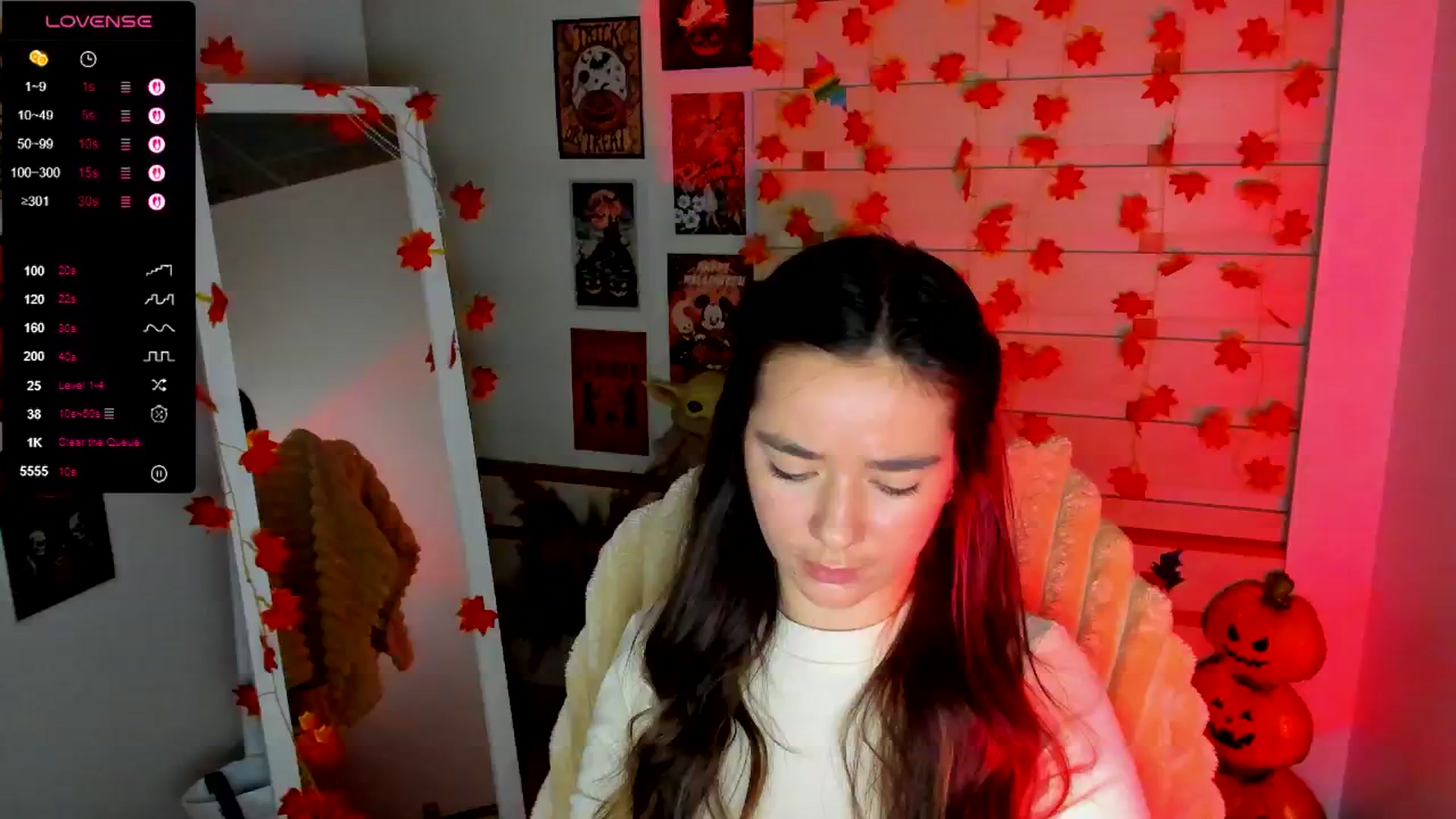 Gallery image thumbnail from KiraLove's myfreecams stream on, 11/03/2025, 11:01 image 19 of 20