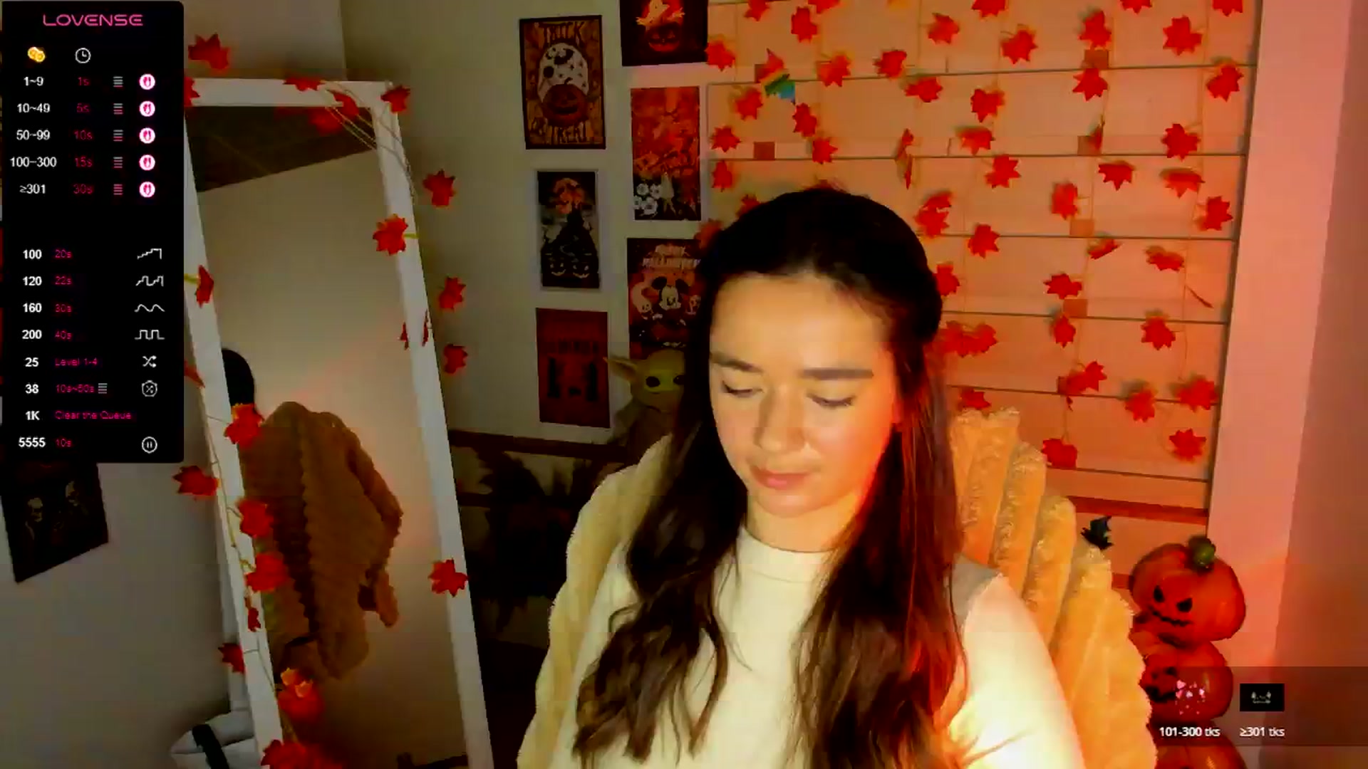 Gallery image thumbnail from KiraLove's myfreecams stream on, 11/03/2025, 11:01 image 16 of 20