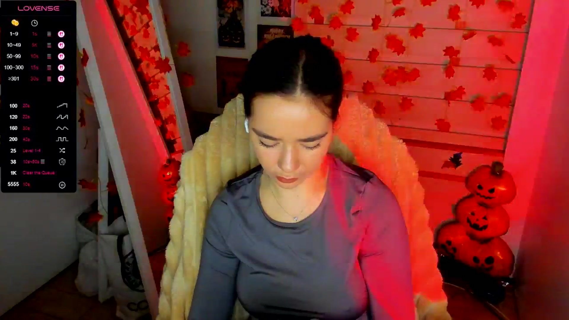 Gallery image thumbnail from KiraLove's myfreecams stream on, 11/09/2025, 10:50 image 8 of 20