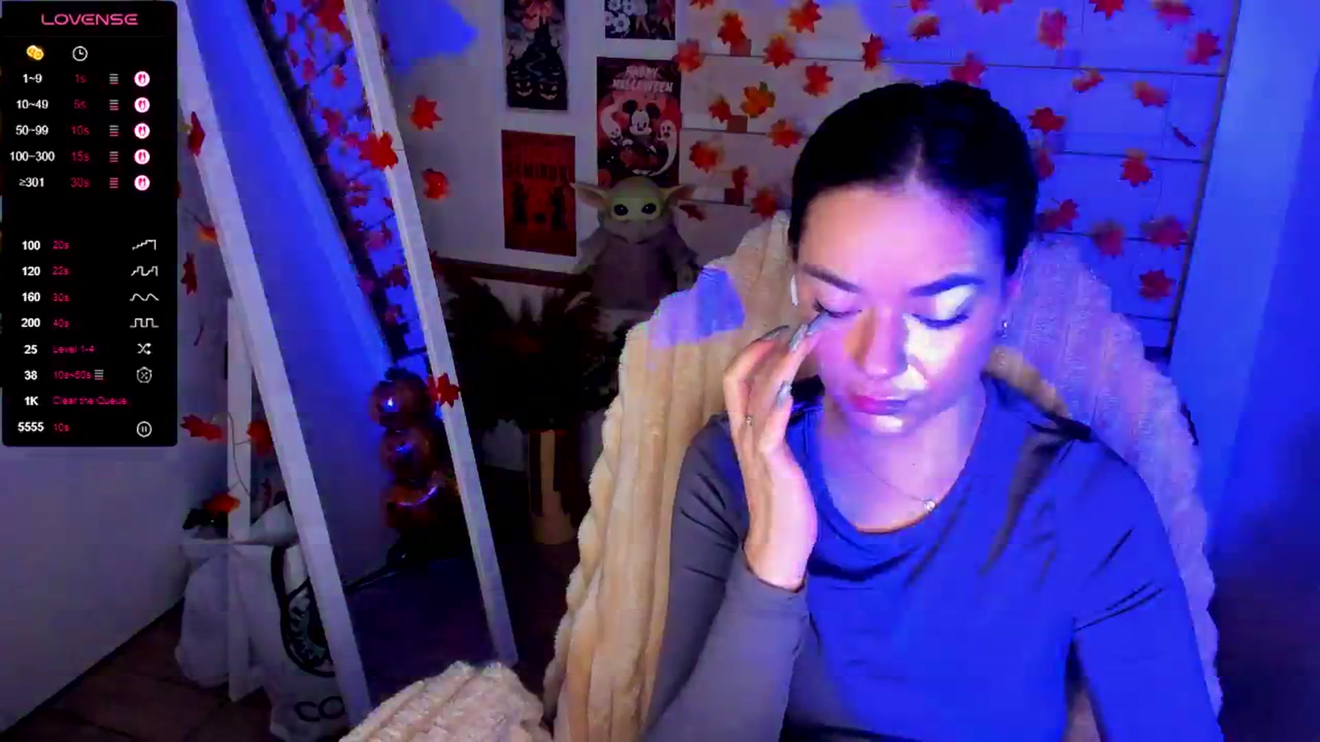 Gallery image thumbnail from KiraLove's myfreecams stream on, 11/09/2025, 10:50 image 17 of 20