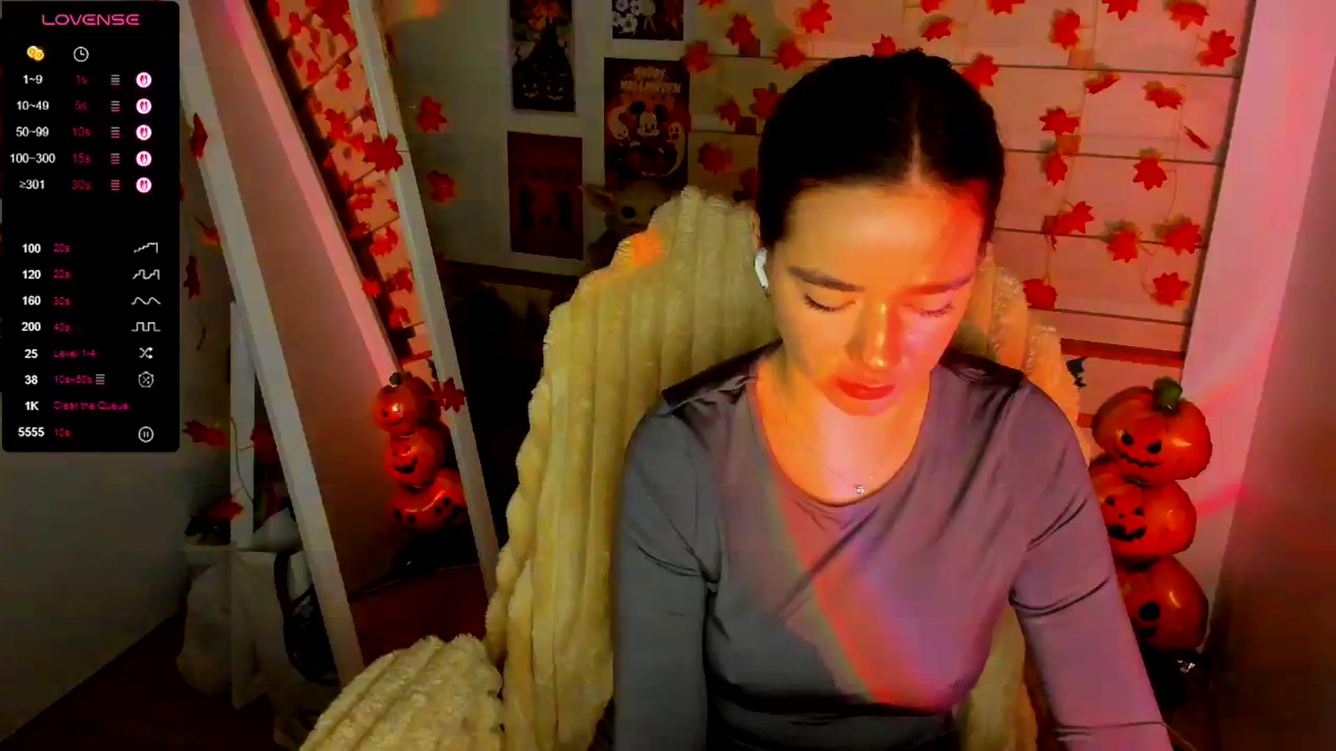 Gallery image thumbnail from KiraLove's myfreecams stream on, 11/09/2025, 10:50 image 20 of 20