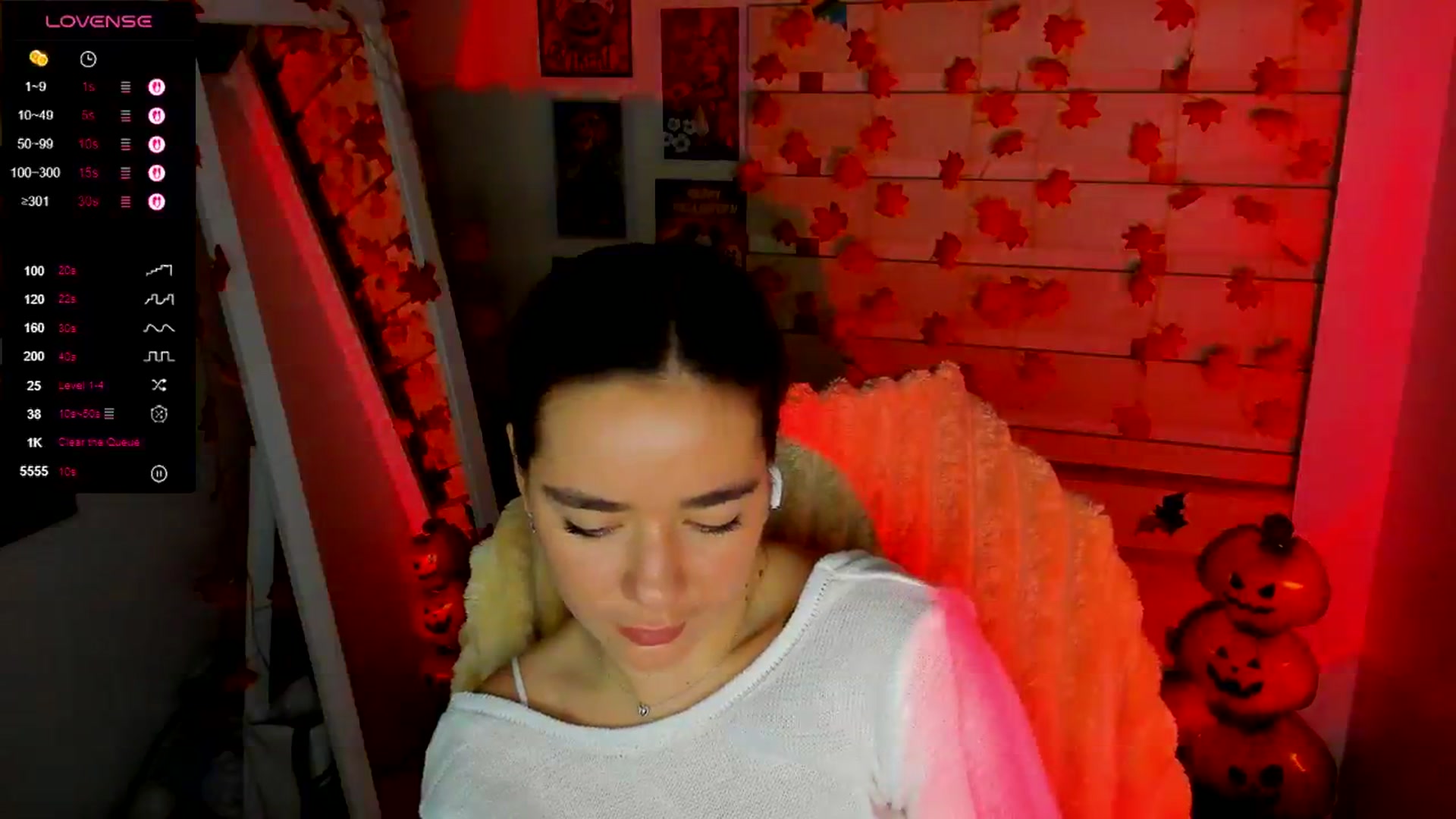 Gallery image thumbnail from KiraLove's myfreecams stream on, 11/09/2025, 12:24 image 9 of 20