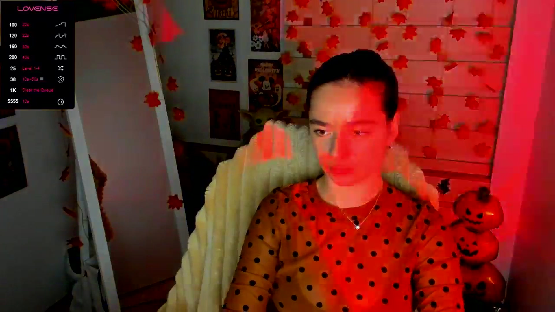 Gallery image thumbnail from KiraLove's myfreecams stream on, 11/10/2025, 10:26 image 6 of 20