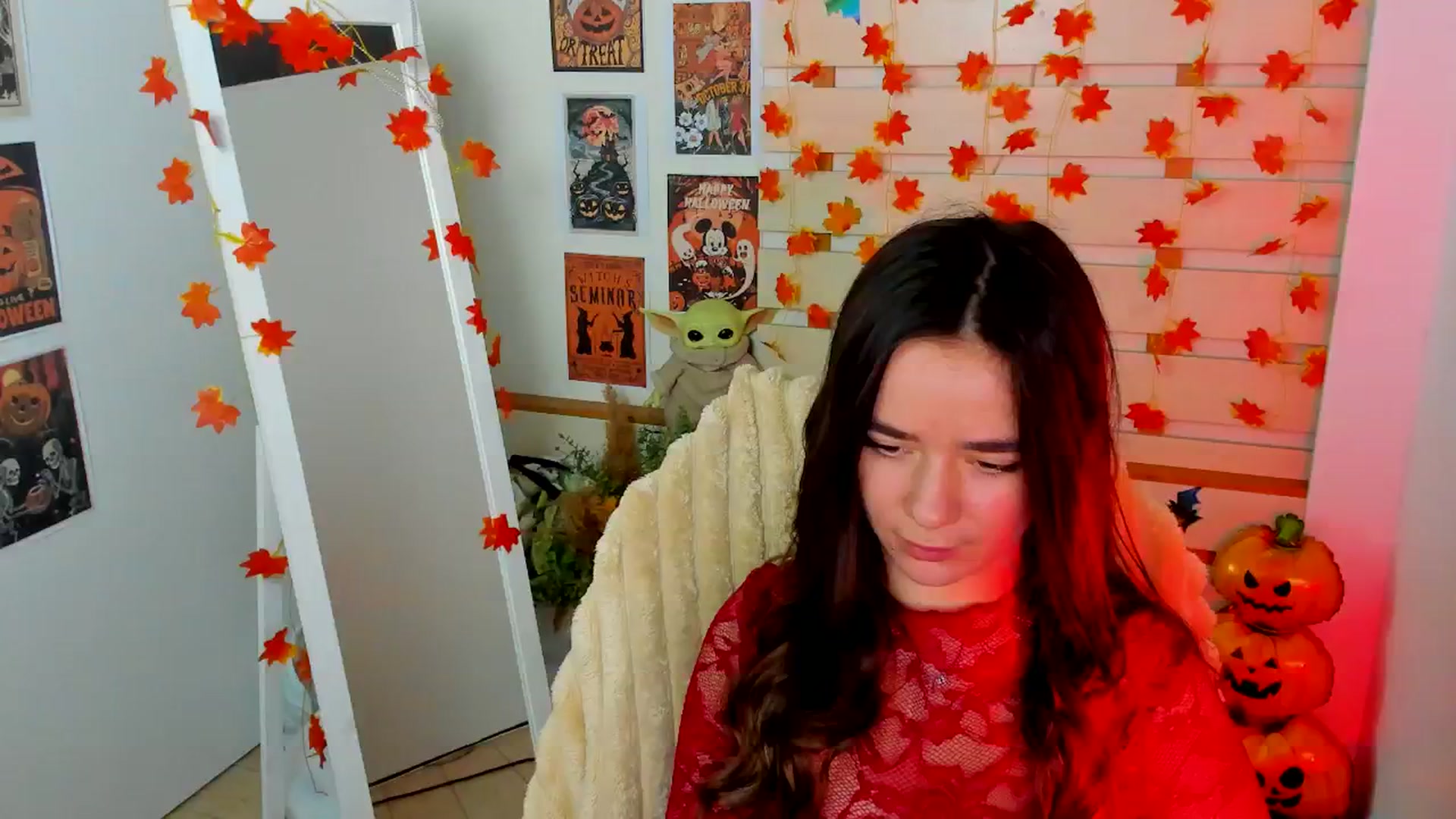 Gallery image thumbnail from KiraLove's myfreecams stream on, 11/13/2025, 10:05 image 10 of 20