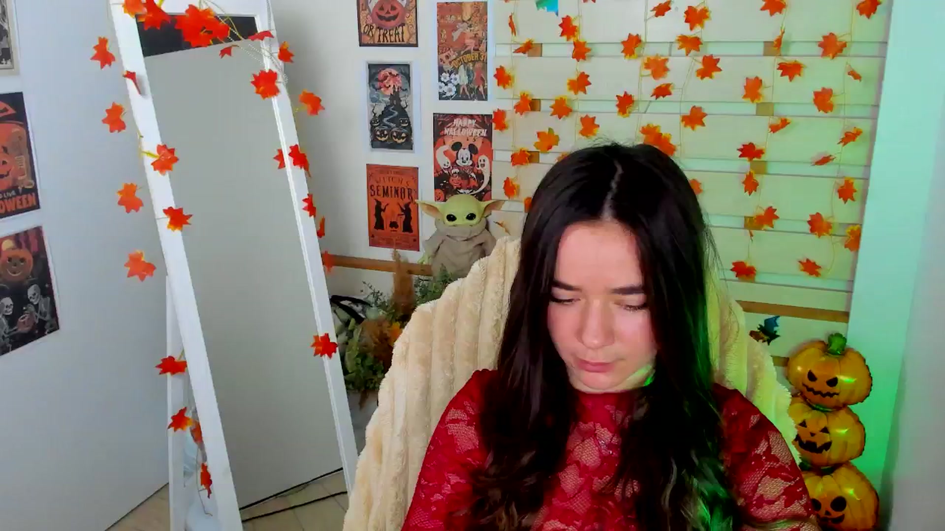 Gallery image thumbnail from KiraLove's myfreecams stream on, 11/13/2025, 10:05 image 14 of 20